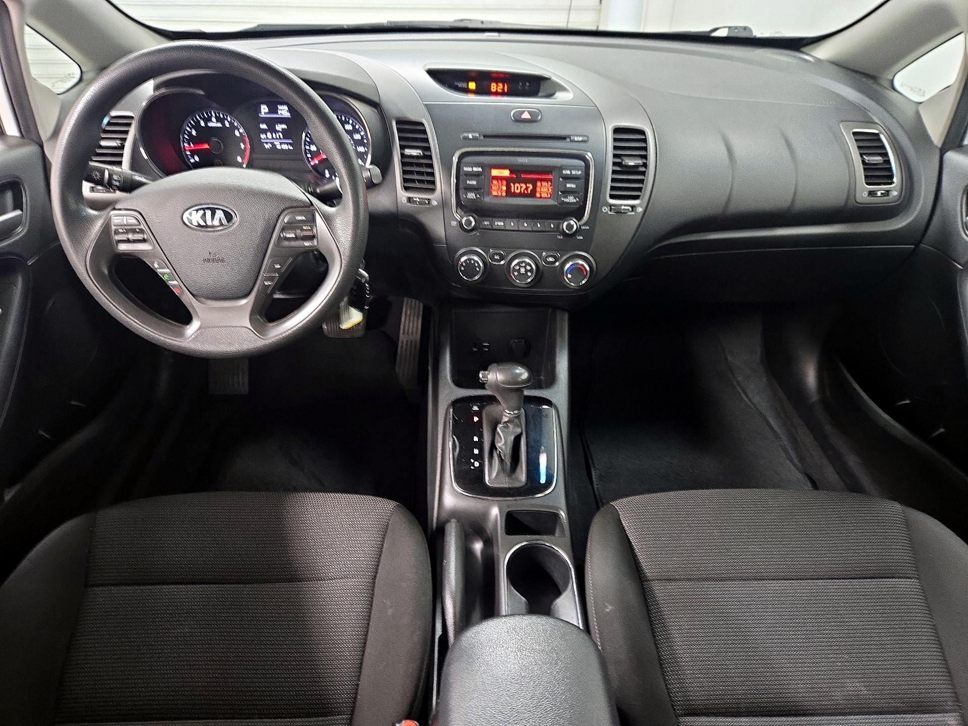 Thumbnail: 2018 Kia Forte - 9