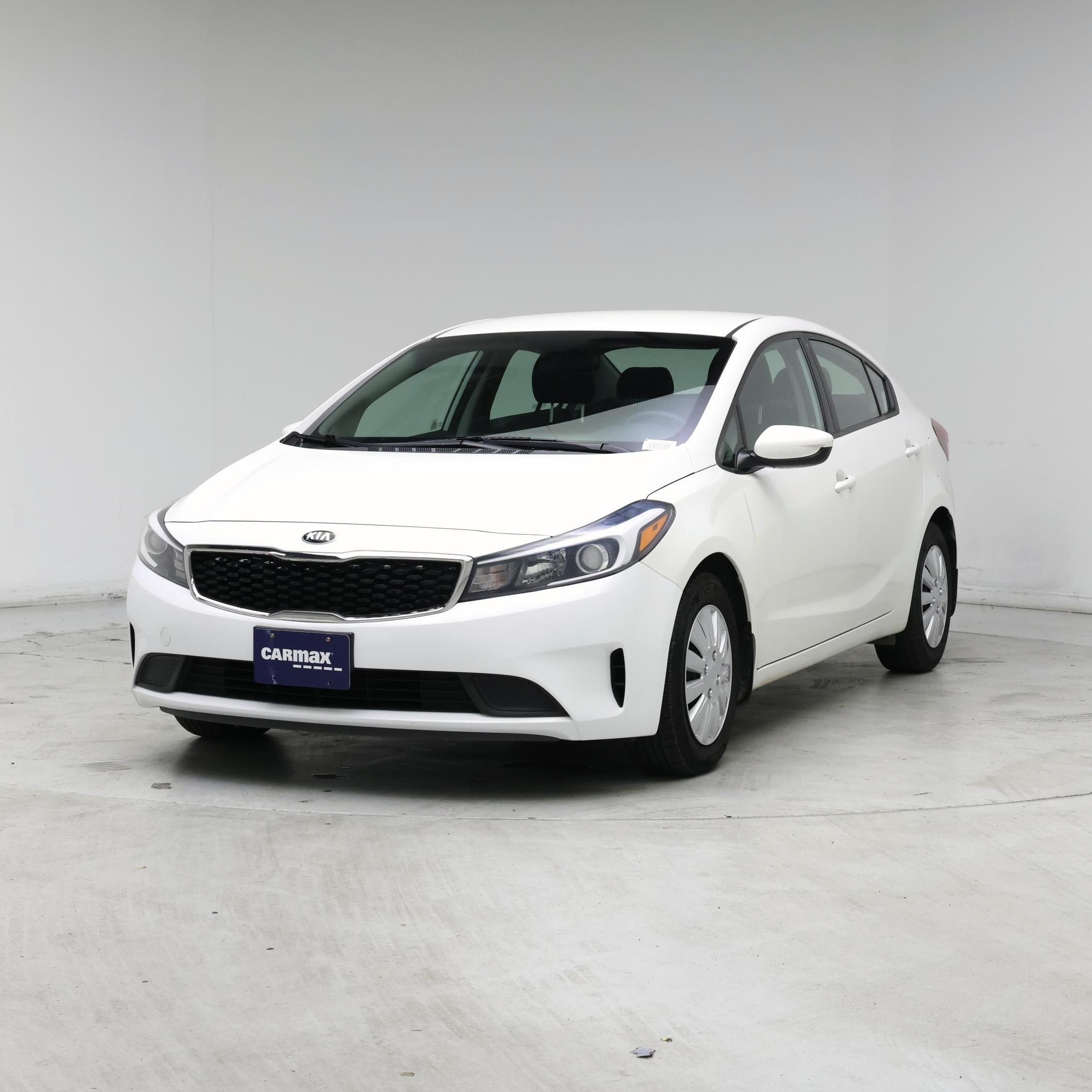 Thumbnail: 2018 Kia Forte - 4