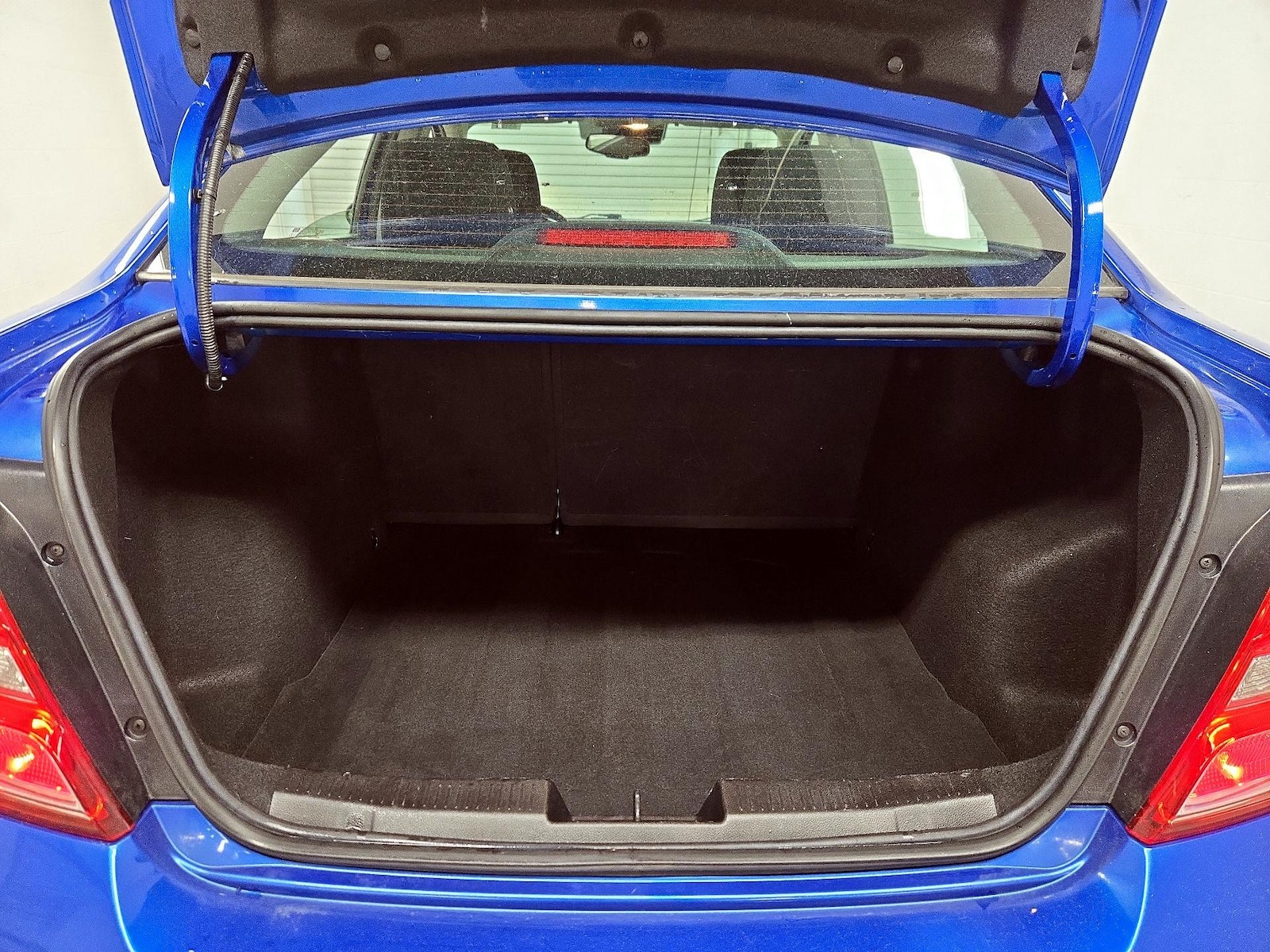 2017 Chevrolet Sonic LT - Photo 21