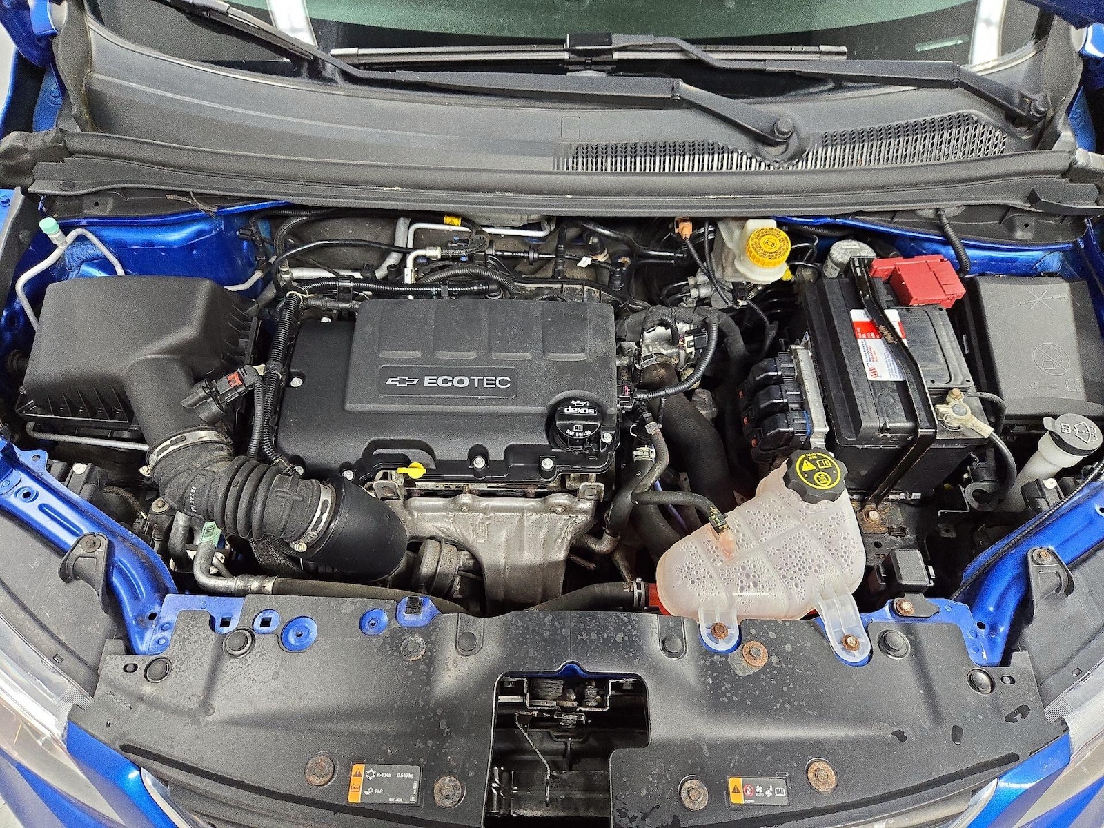 2017 Chevrolet Sonic LT - Photo 22