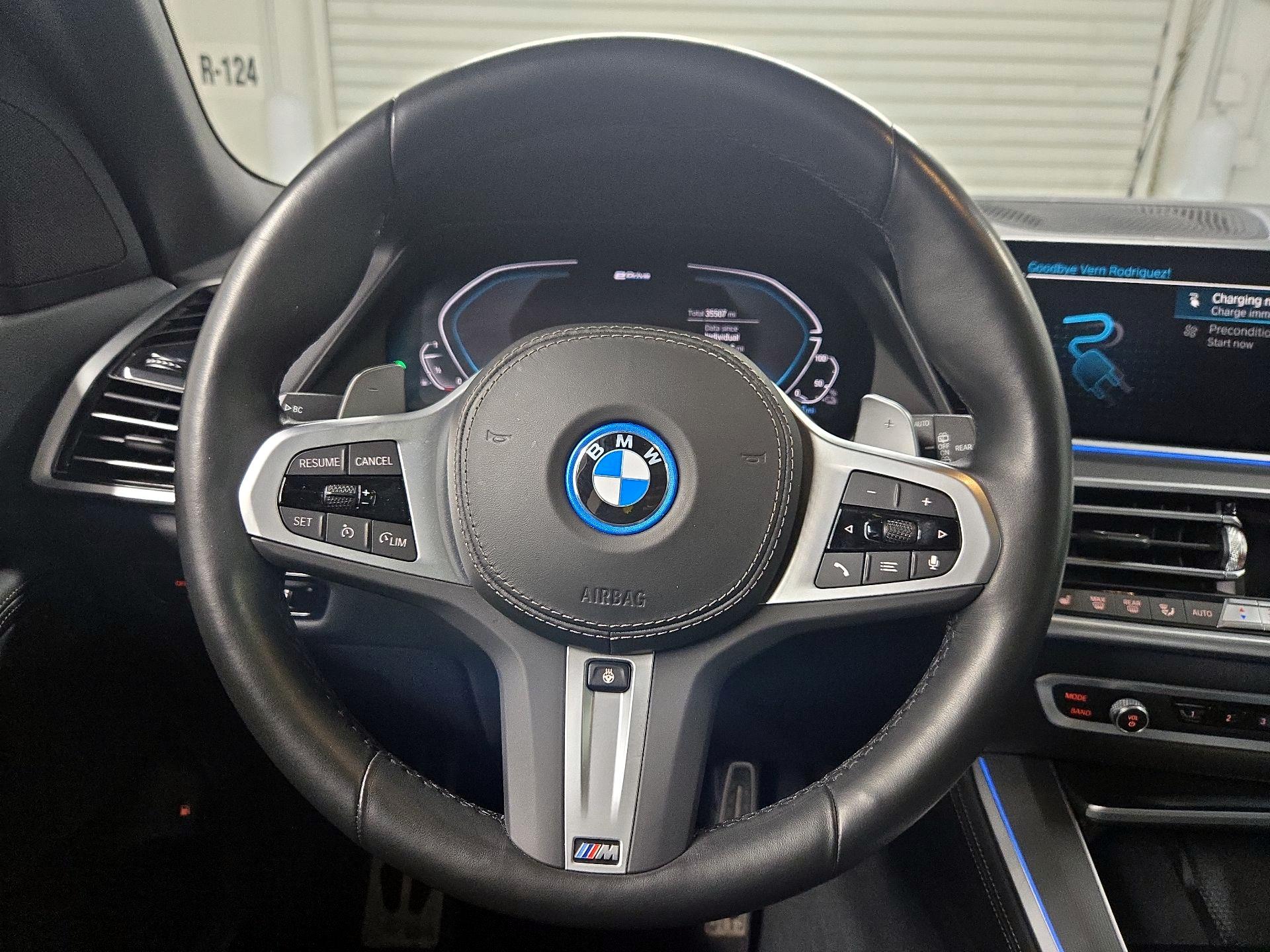 Thumbnail: 2022 BMW X5 - 10