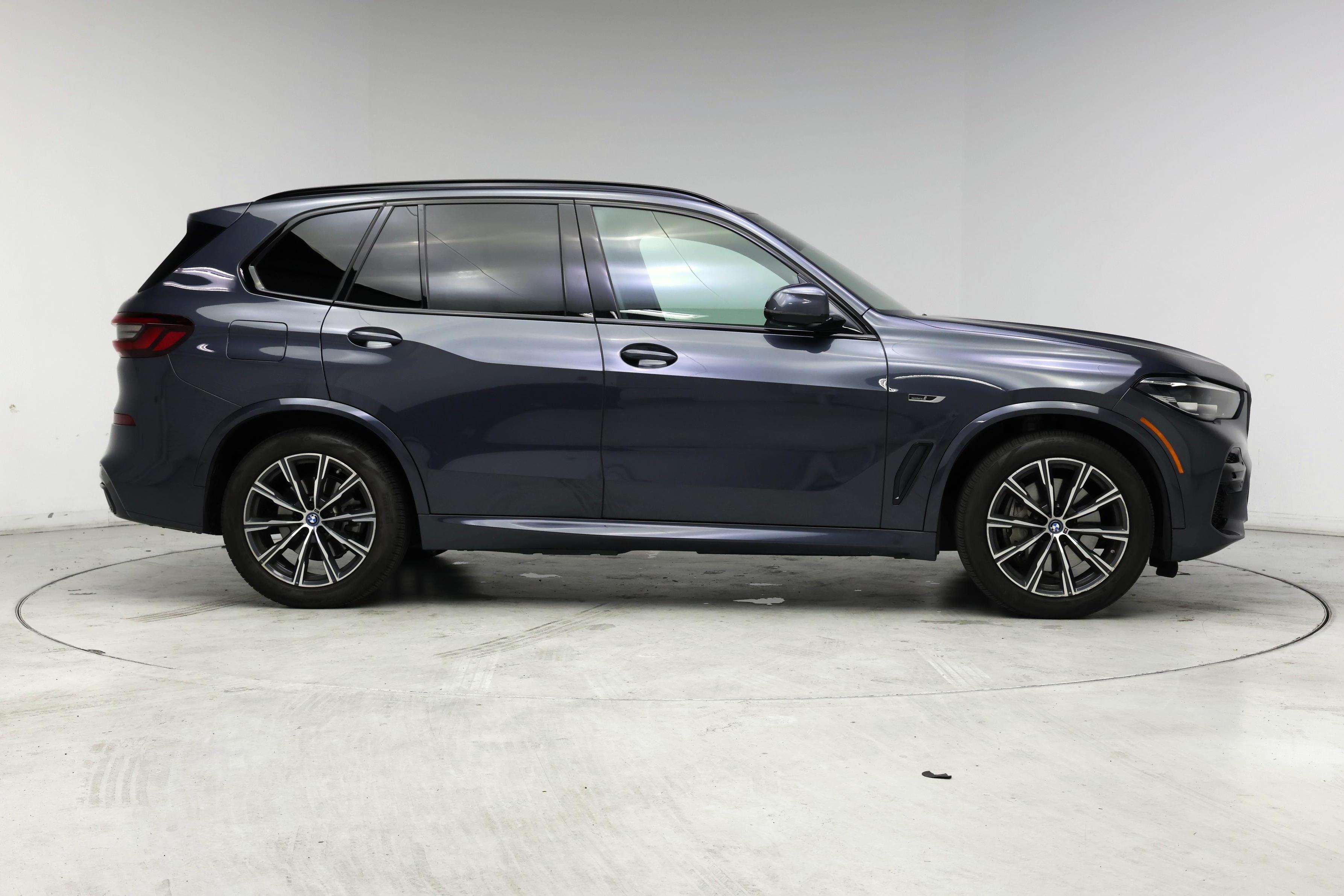 Thumbnail: 2022 BMW X5 - 7