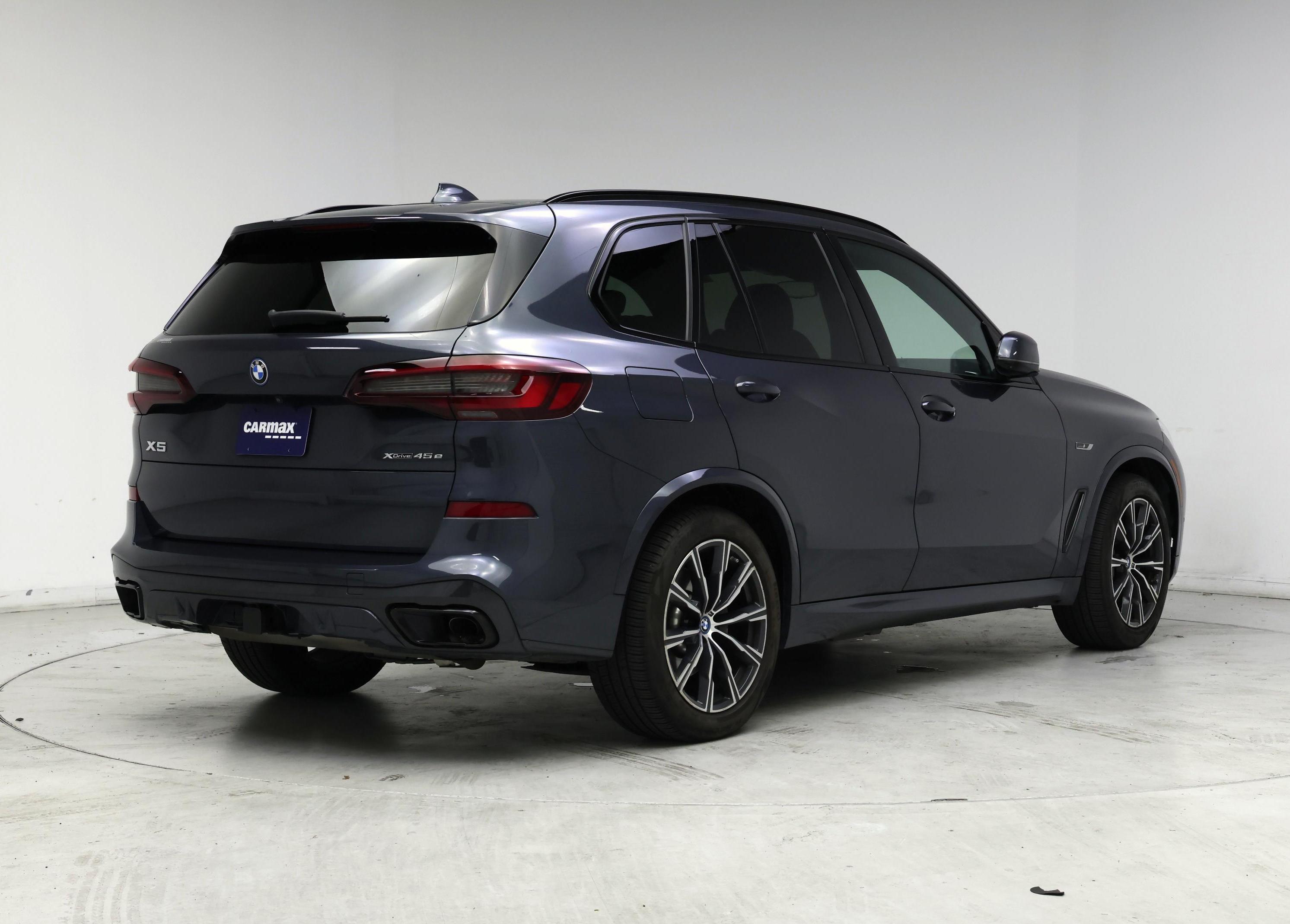 Thumbnail: 2022 BMW X5 - 8
