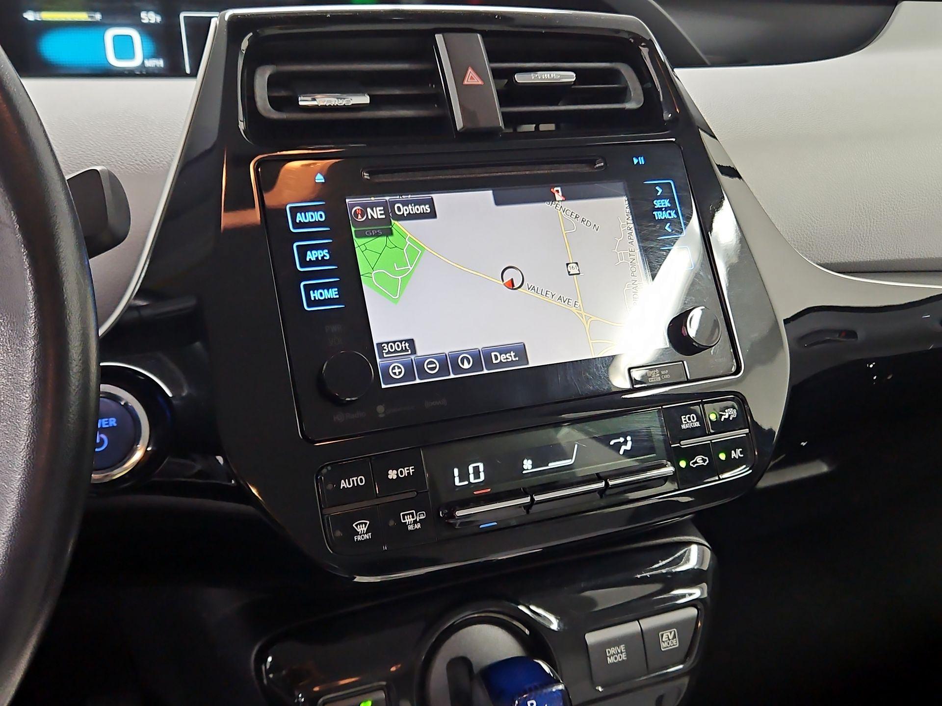 Thumbnail: 2017 Toyota Prius - 14