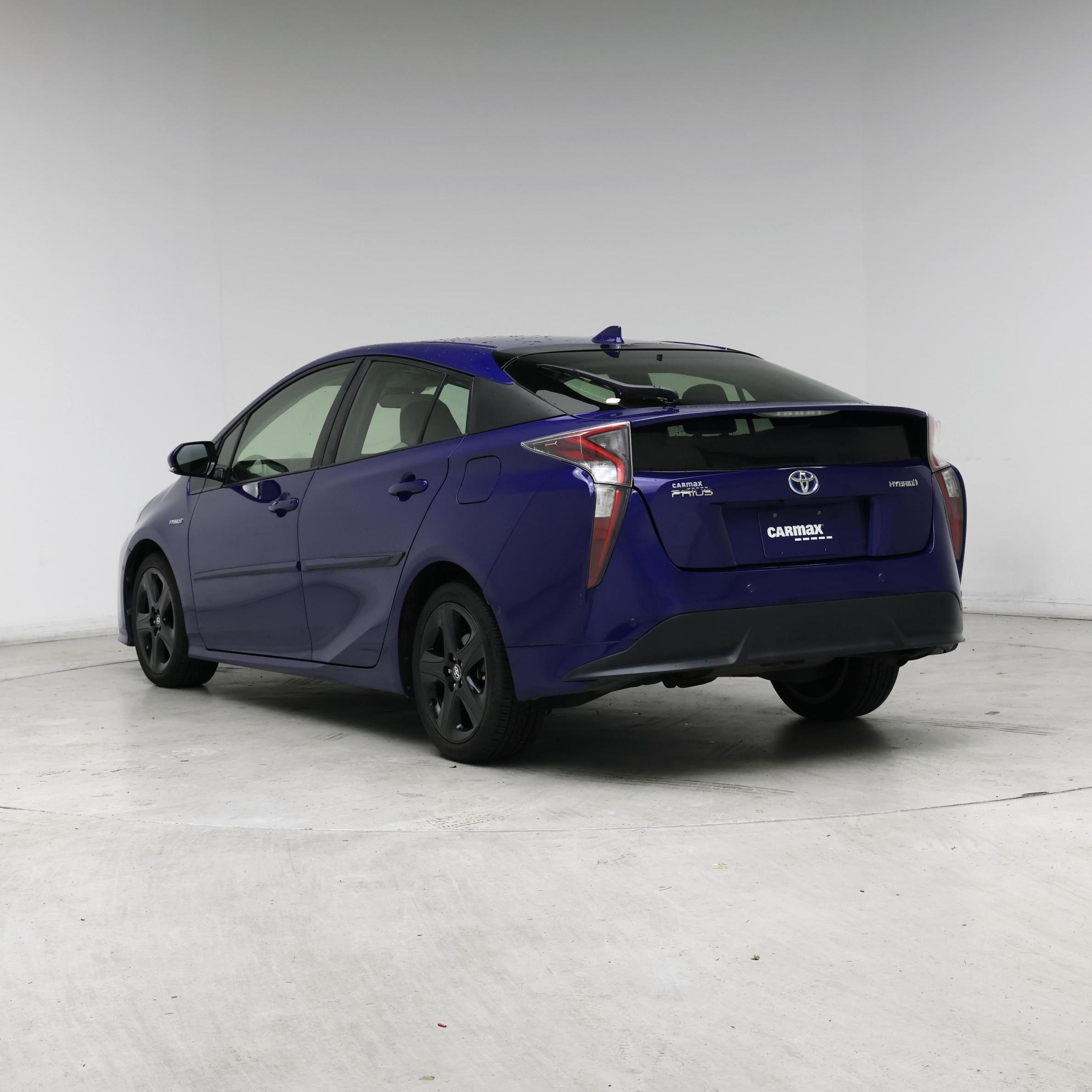 Thumbnail: 2017 Toyota Prius - 2