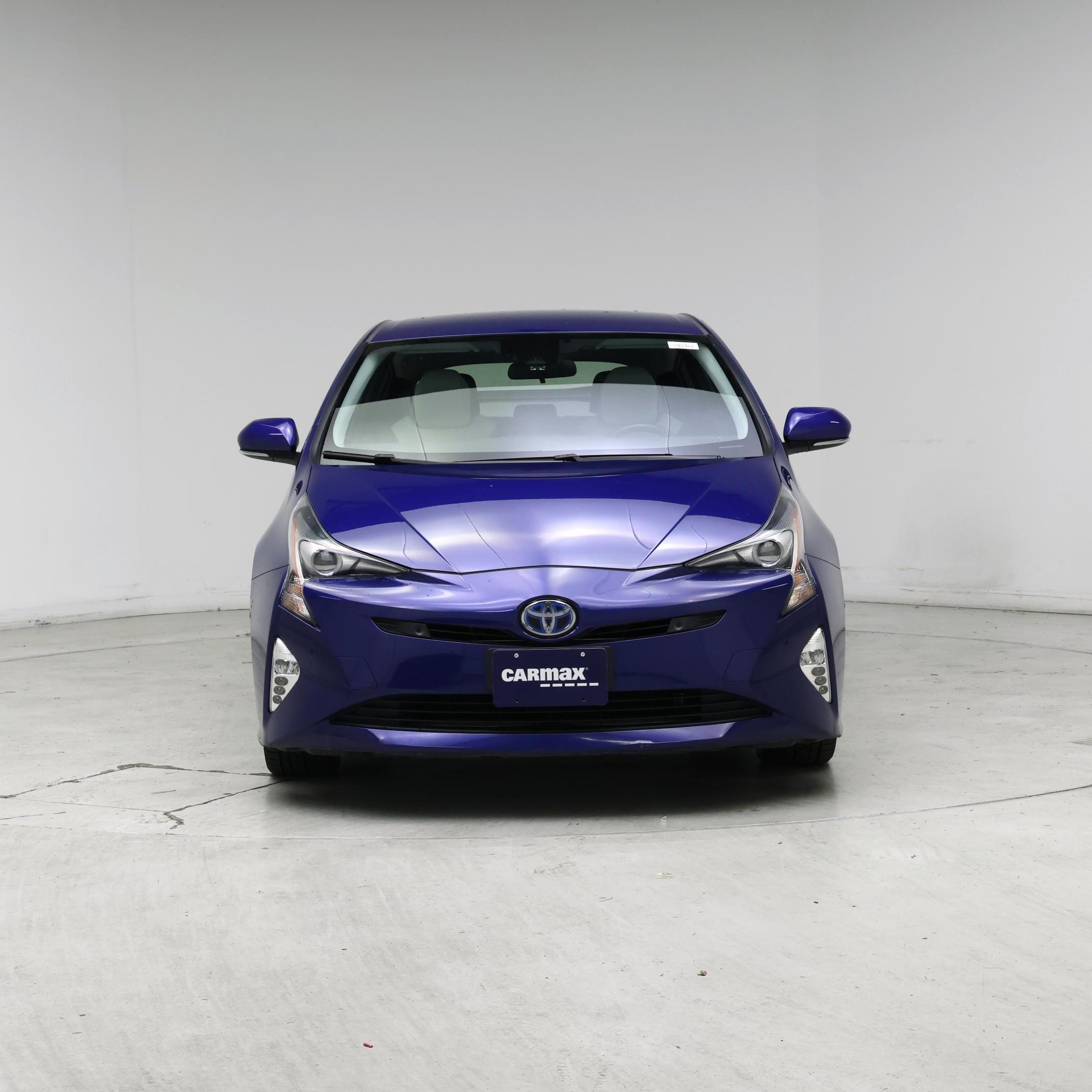 Thumbnail: 2017 Toyota Prius - 5