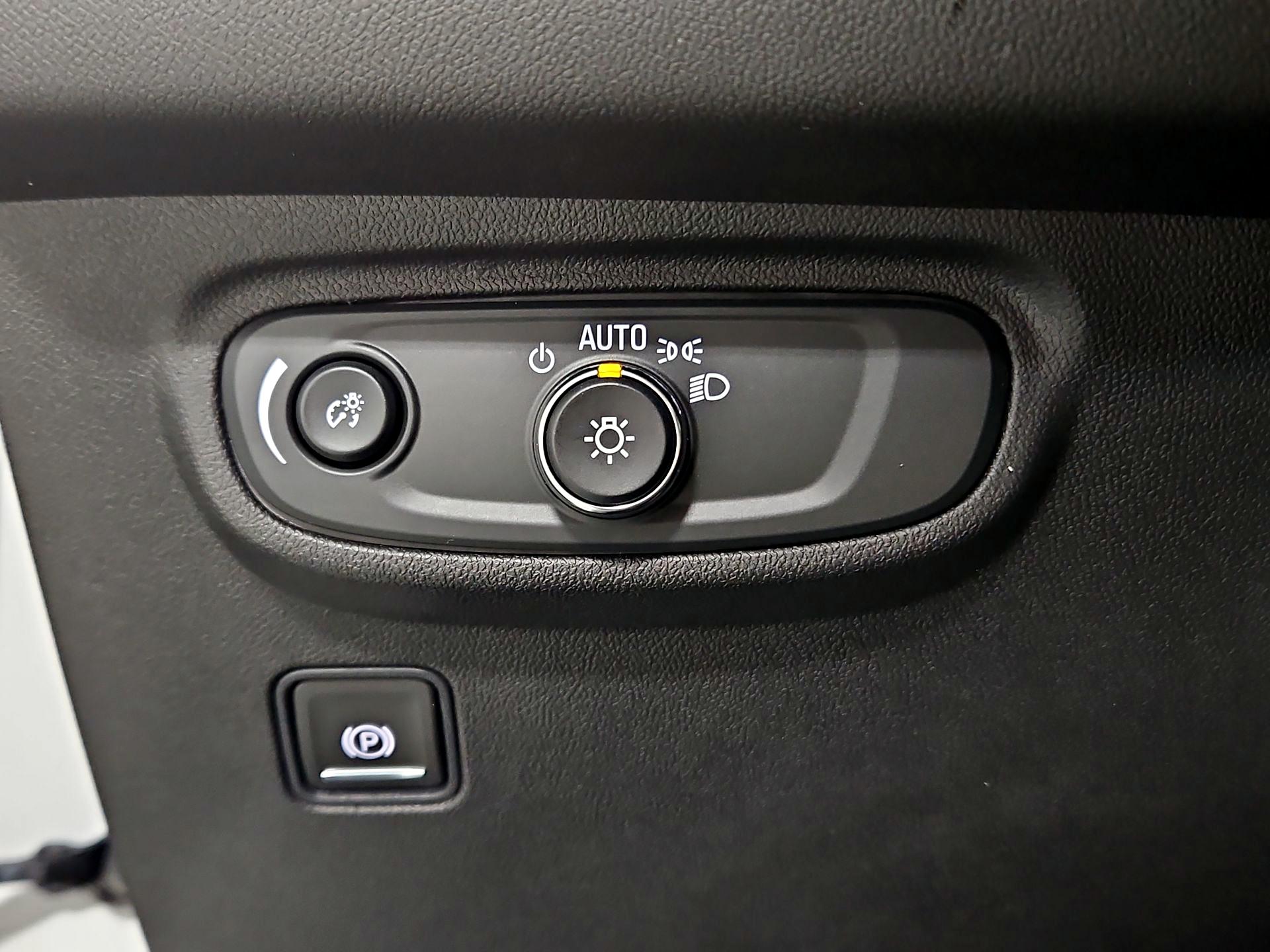 Thumbnail: 2024 GMC Terrain - 13