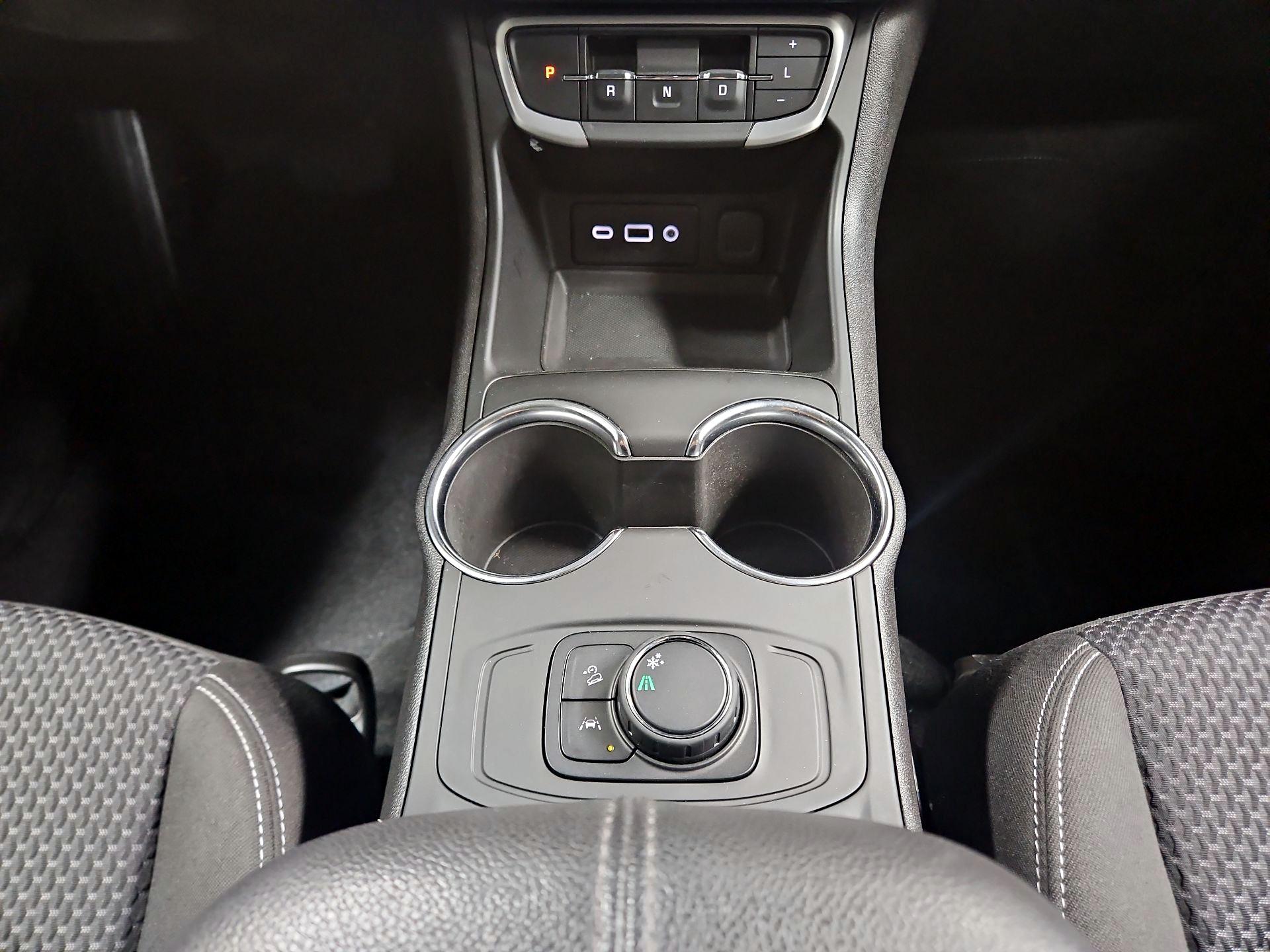 Thumbnail: 2024 GMC Terrain - 17