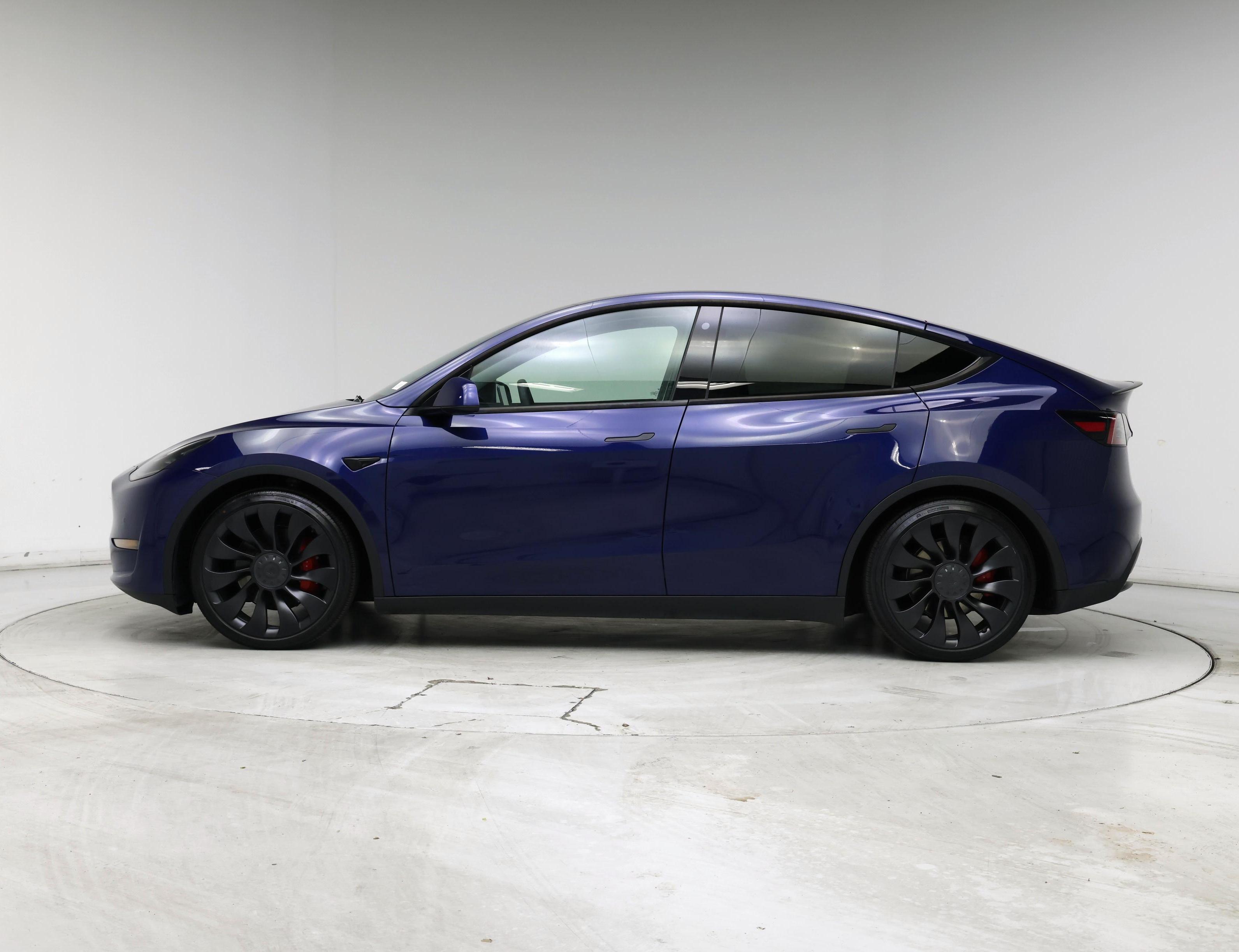 Thumbnail: 2022 Tesla Model Y - 3