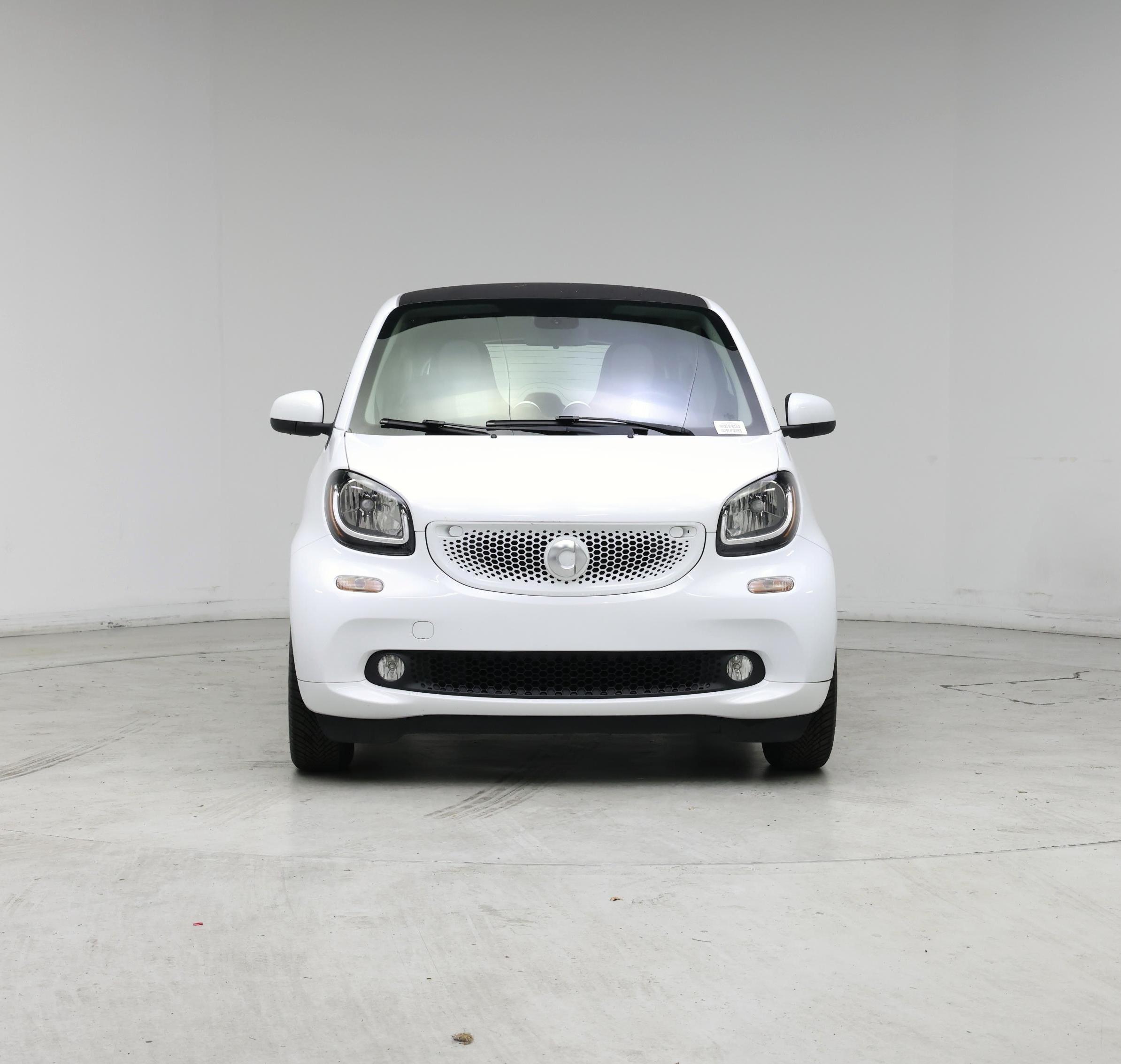 Thumbnail: 2017 smart fortwo - 5