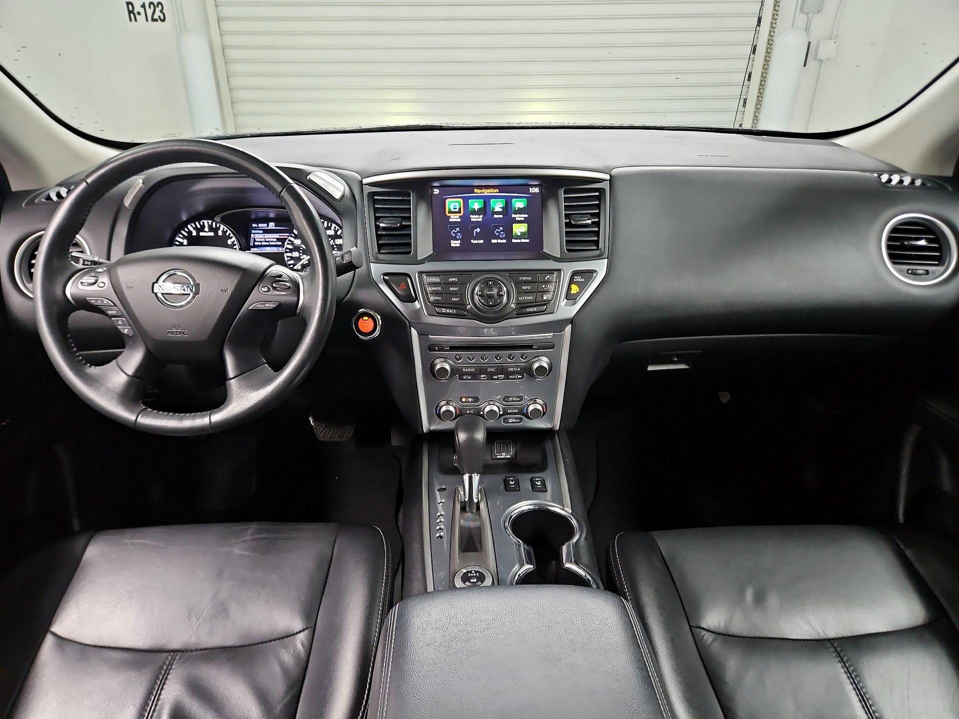 Thumbnail: 2018 Nissan Pathfinder - 9