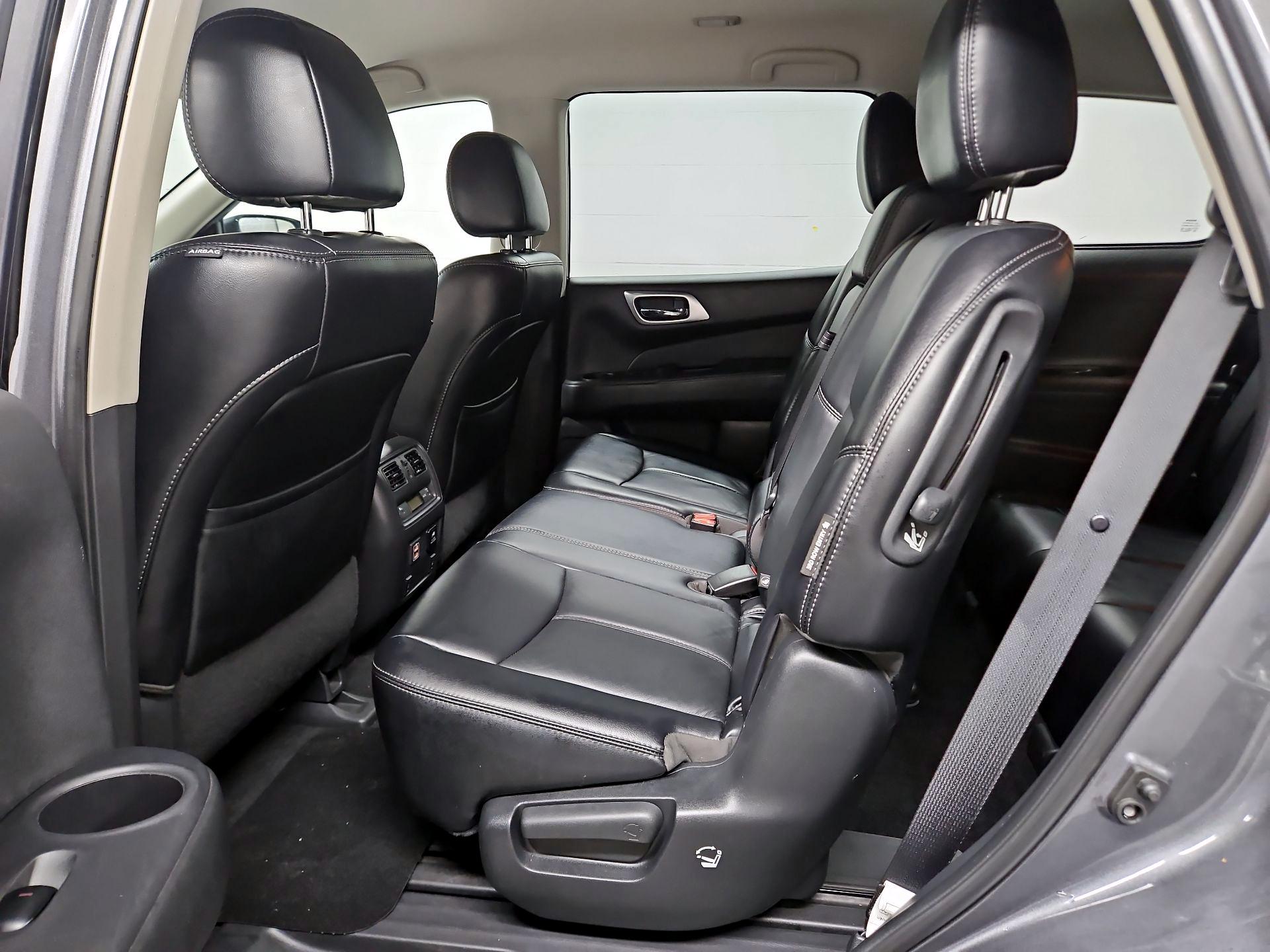 Thumbnail: 2018 Nissan Pathfinder - 20