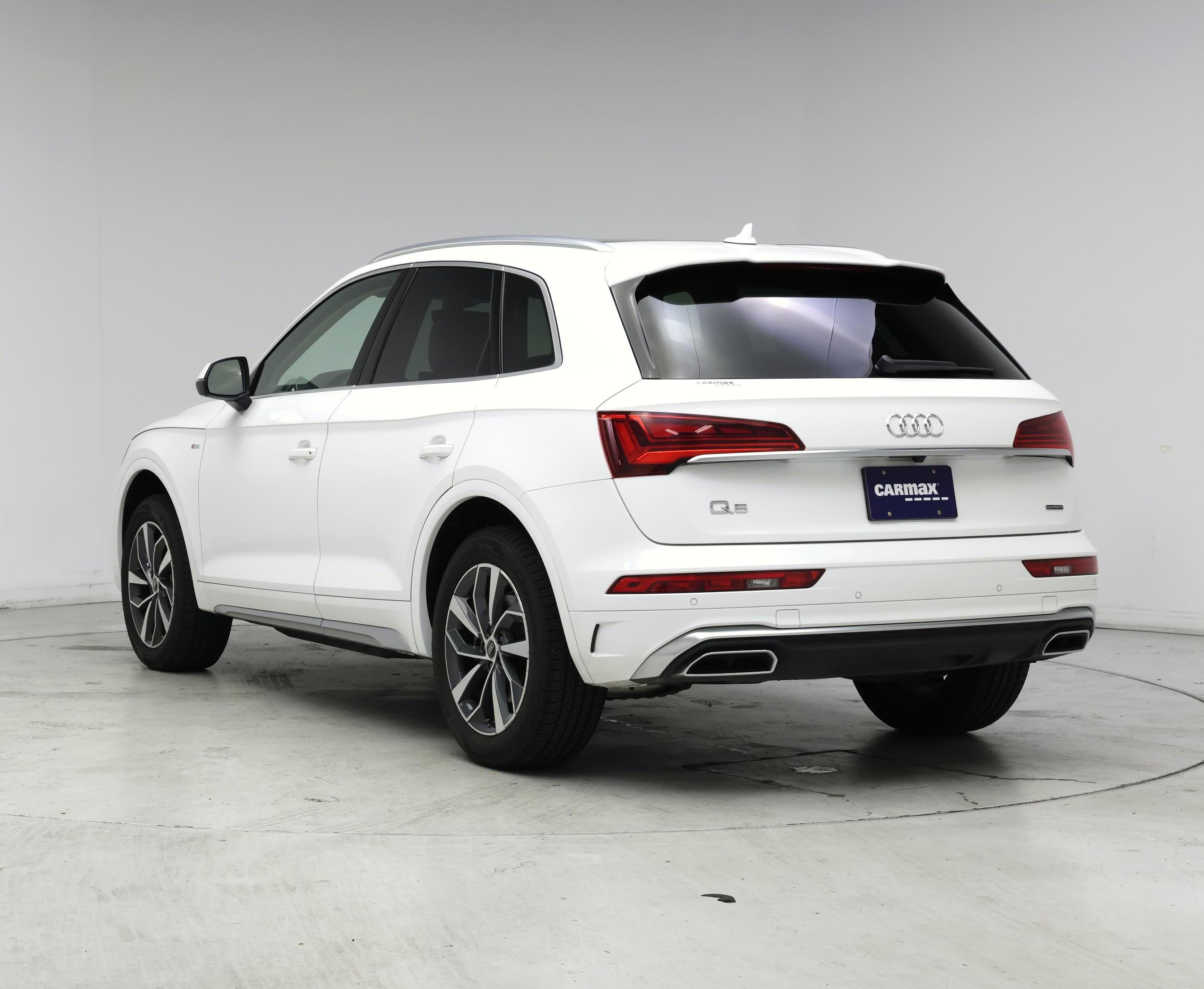 Thumbnail: 2022 Audi Q5 - 2