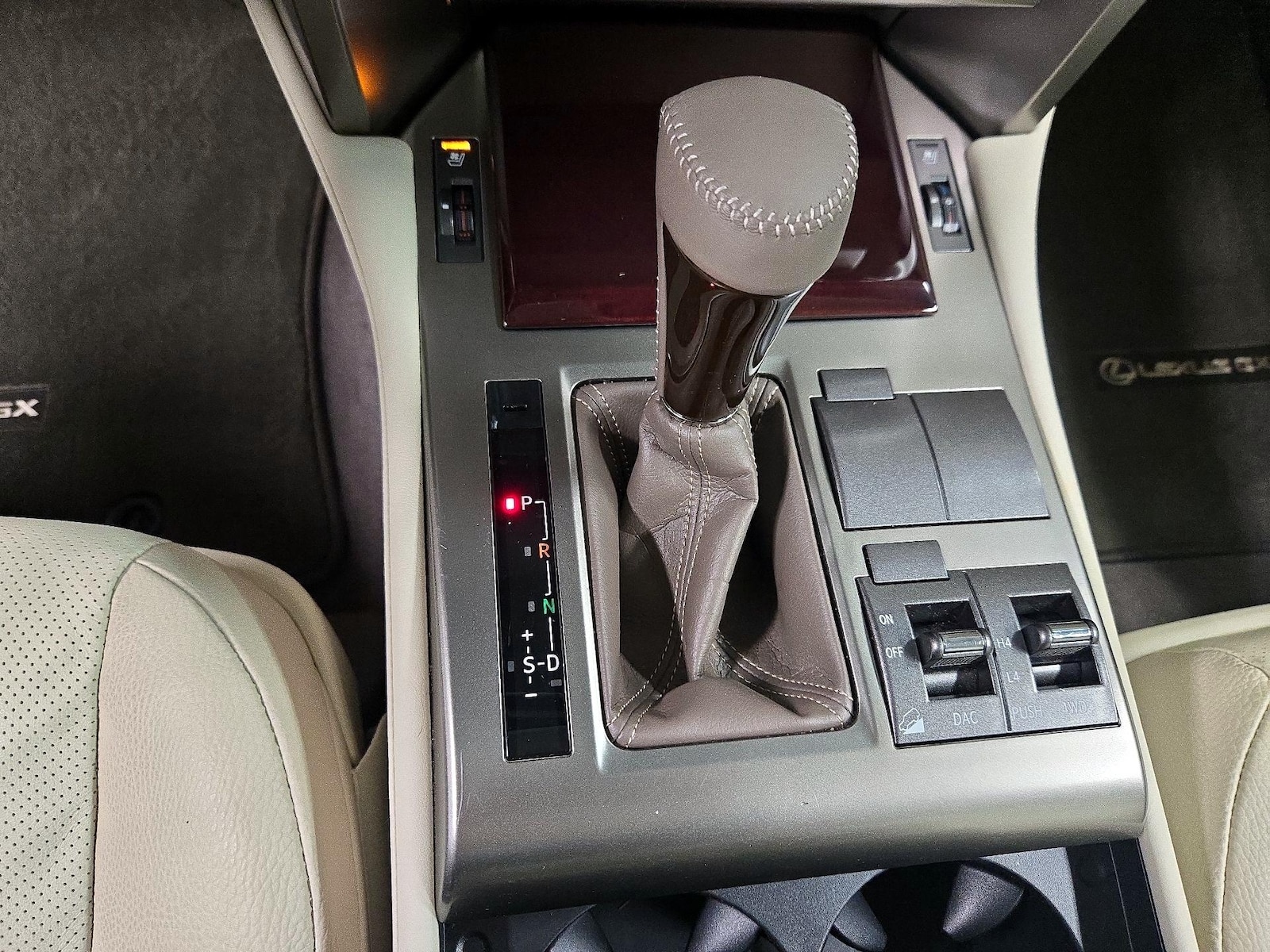 2019 Lexus GX PREMIUM - Photo 19