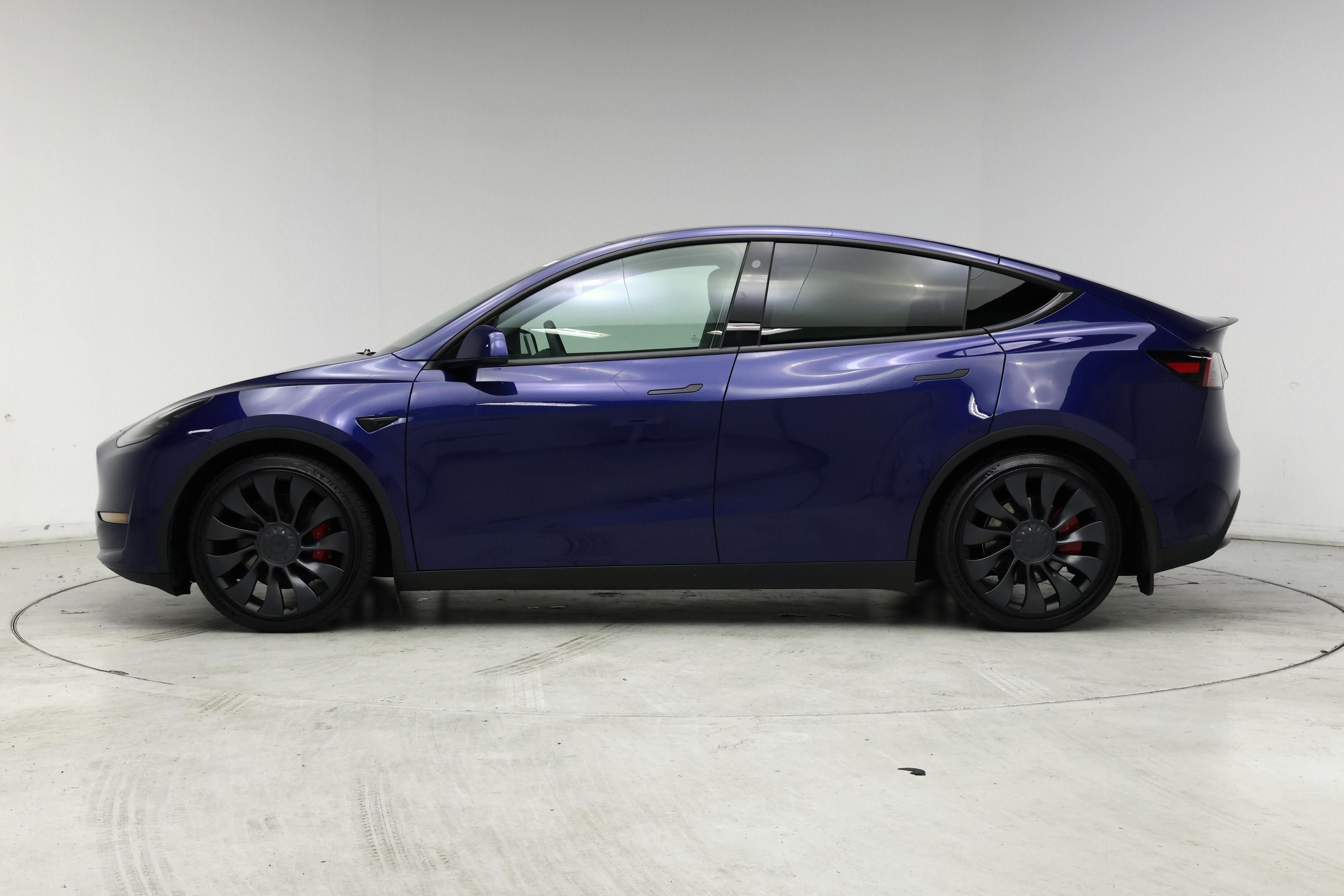 Thumbnail: 2023 Tesla Model Y - 3