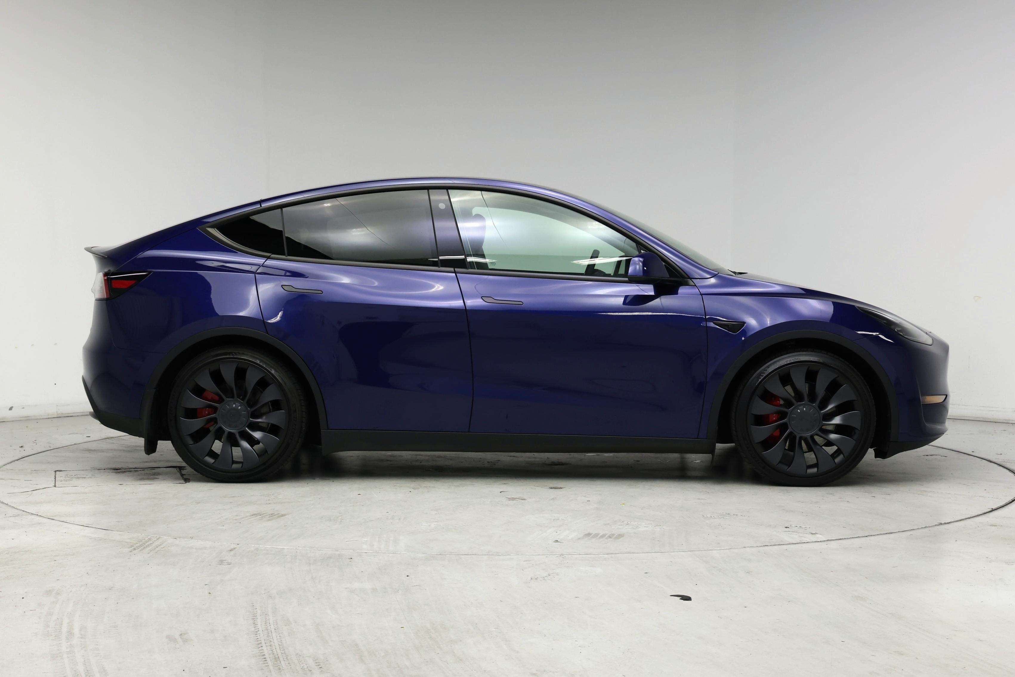 Thumbnail: 2023 Tesla Model Y - 7