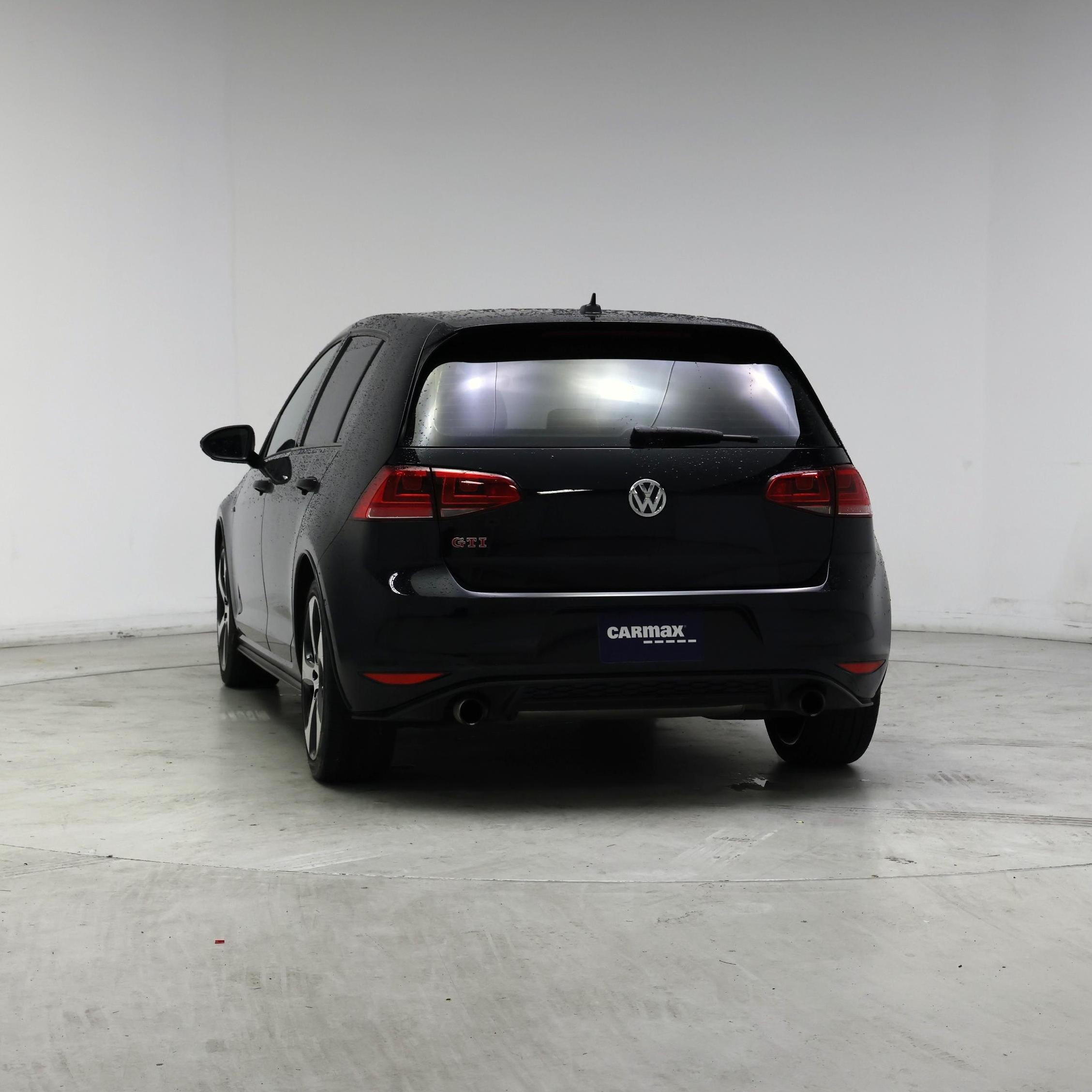 Thumbnail: 2017 Volkswagen Golf - 6
