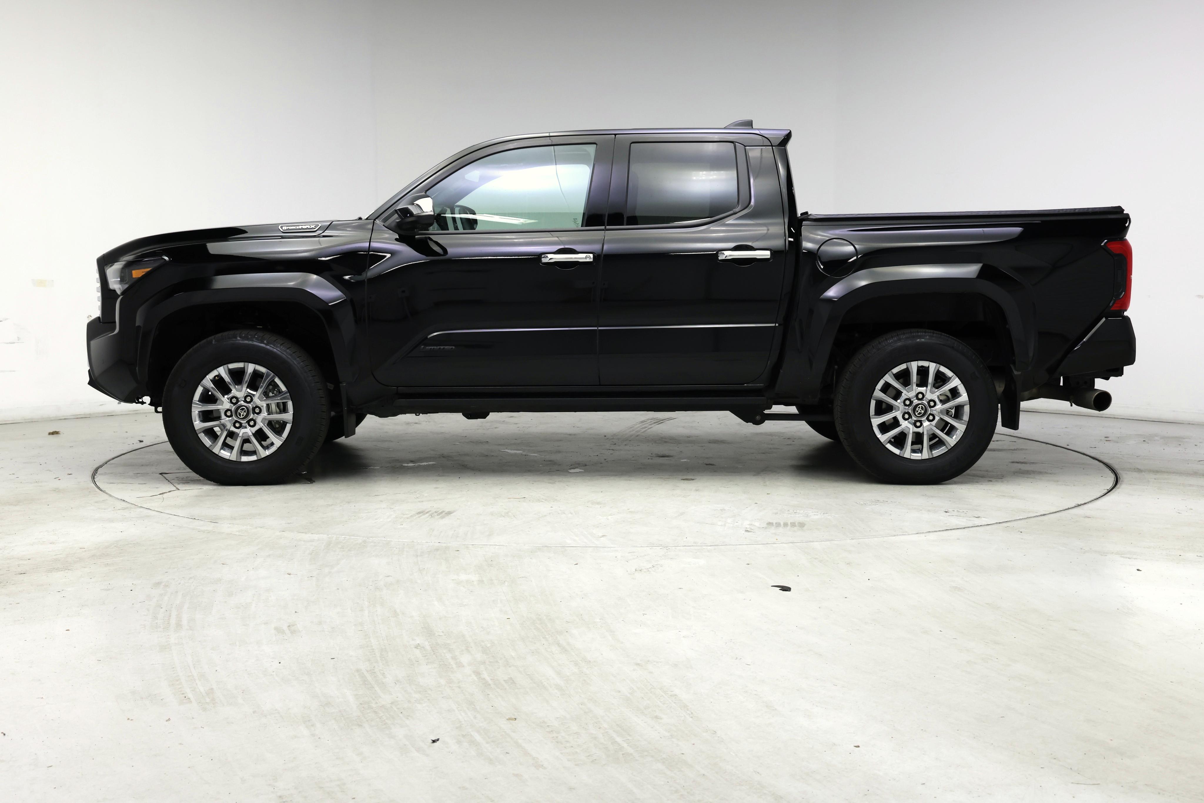 Thumbnail: 2025 Toyota Tacoma - 3