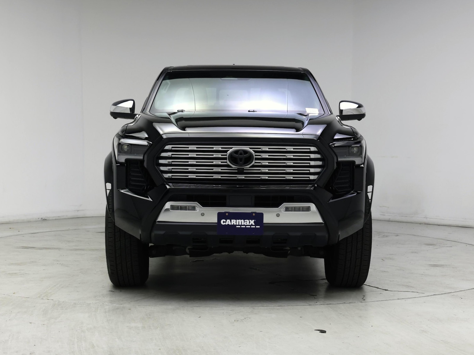 2025 Toyota Tacoma Limited - Photo 6