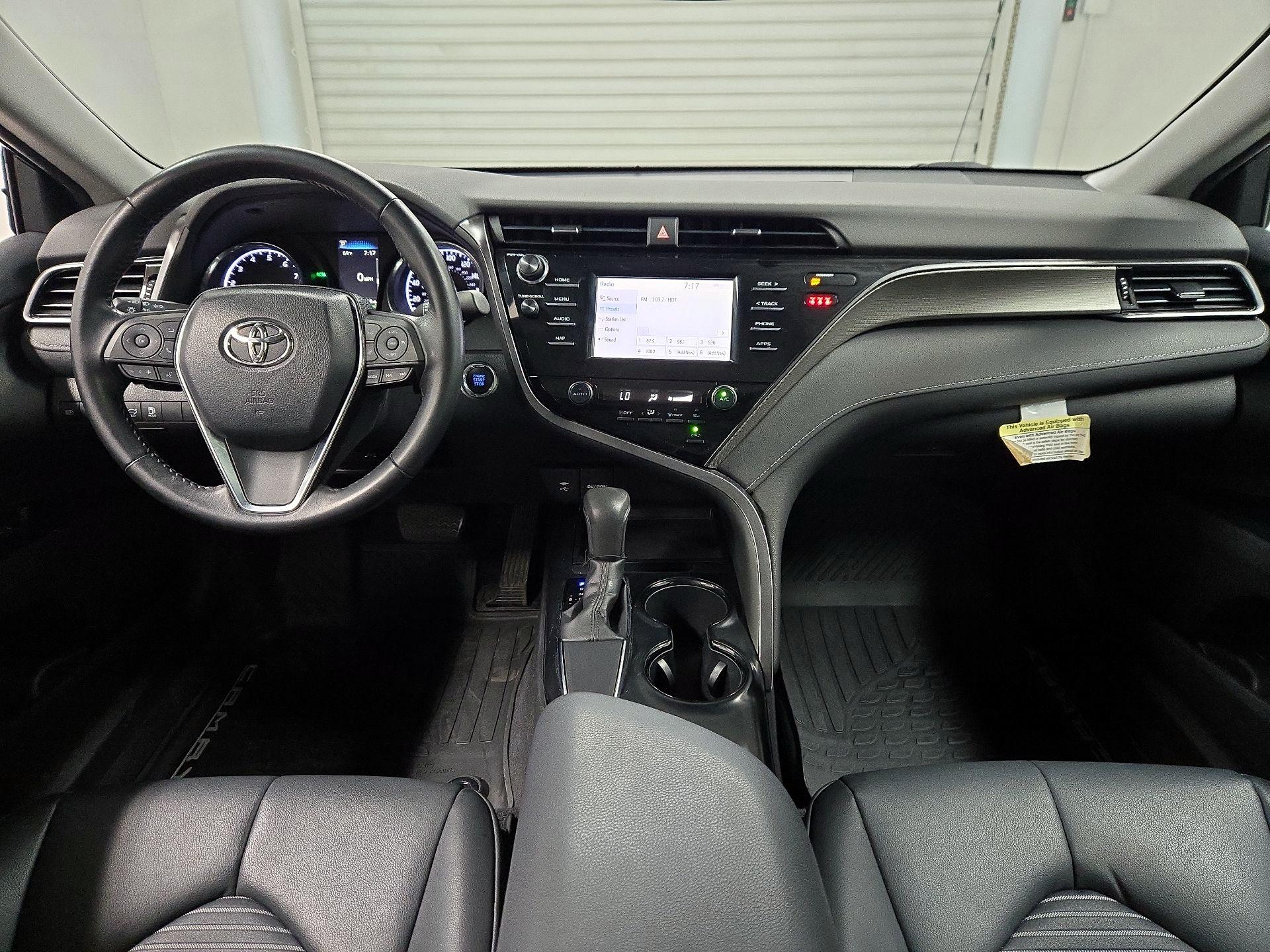 Thumbnail: 2019 Toyota Camry - 9