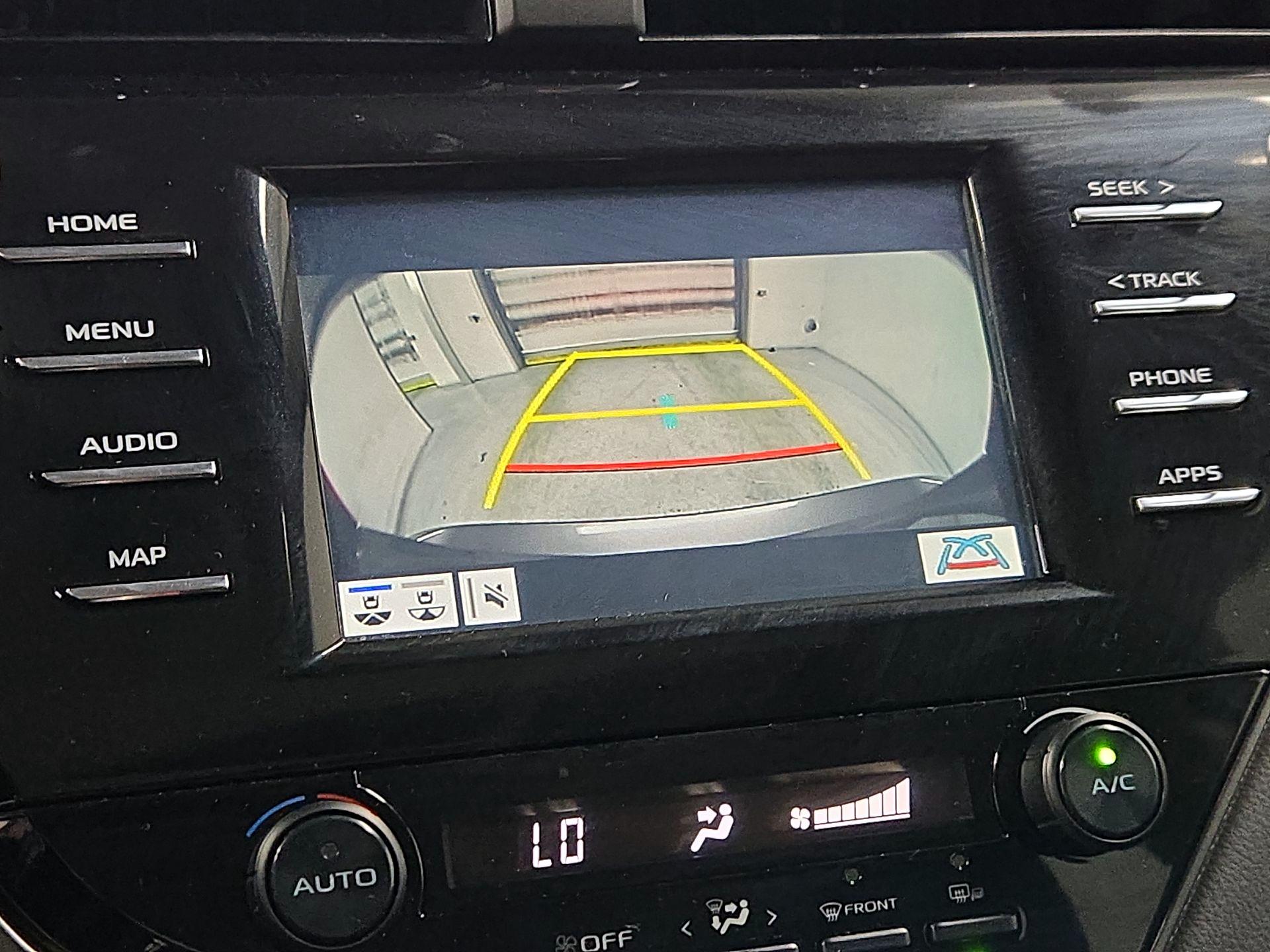 Thumbnail: 2019 Toyota Camry - 14