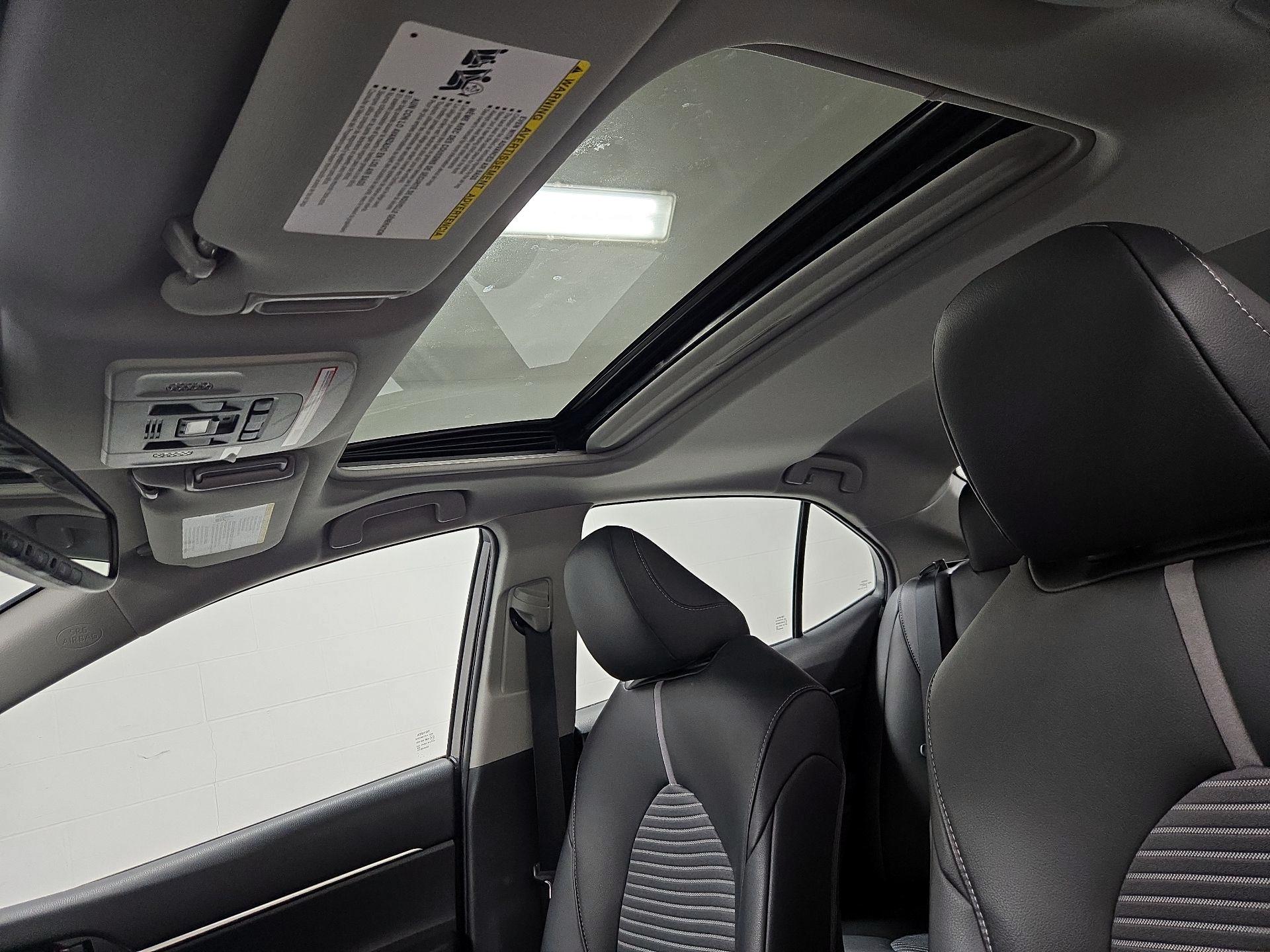 Thumbnail: 2019 Toyota Camry - 19