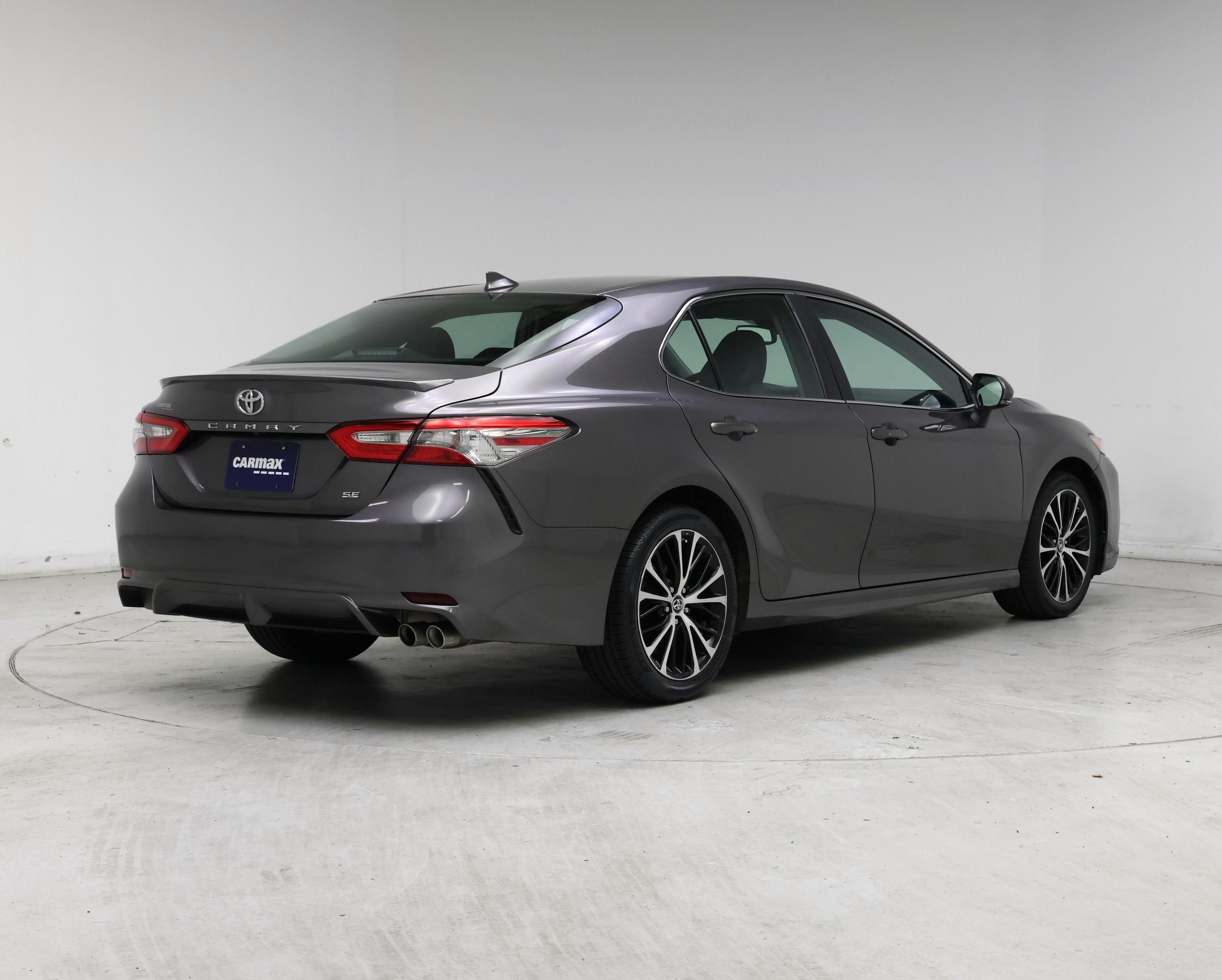 Thumbnail: 2019 Toyota Camry - 8