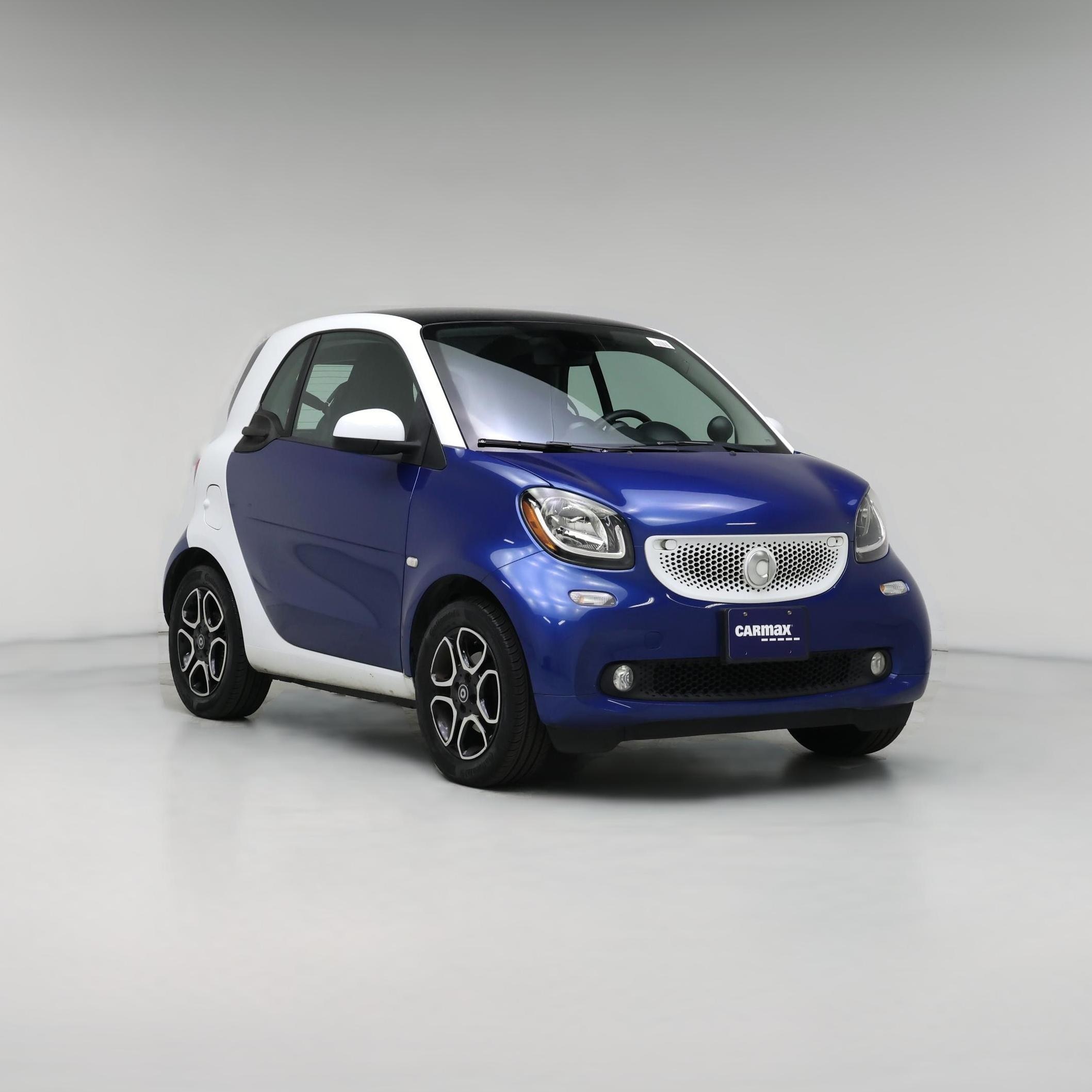 Thumbnail: 2016 smart fortwo - 1