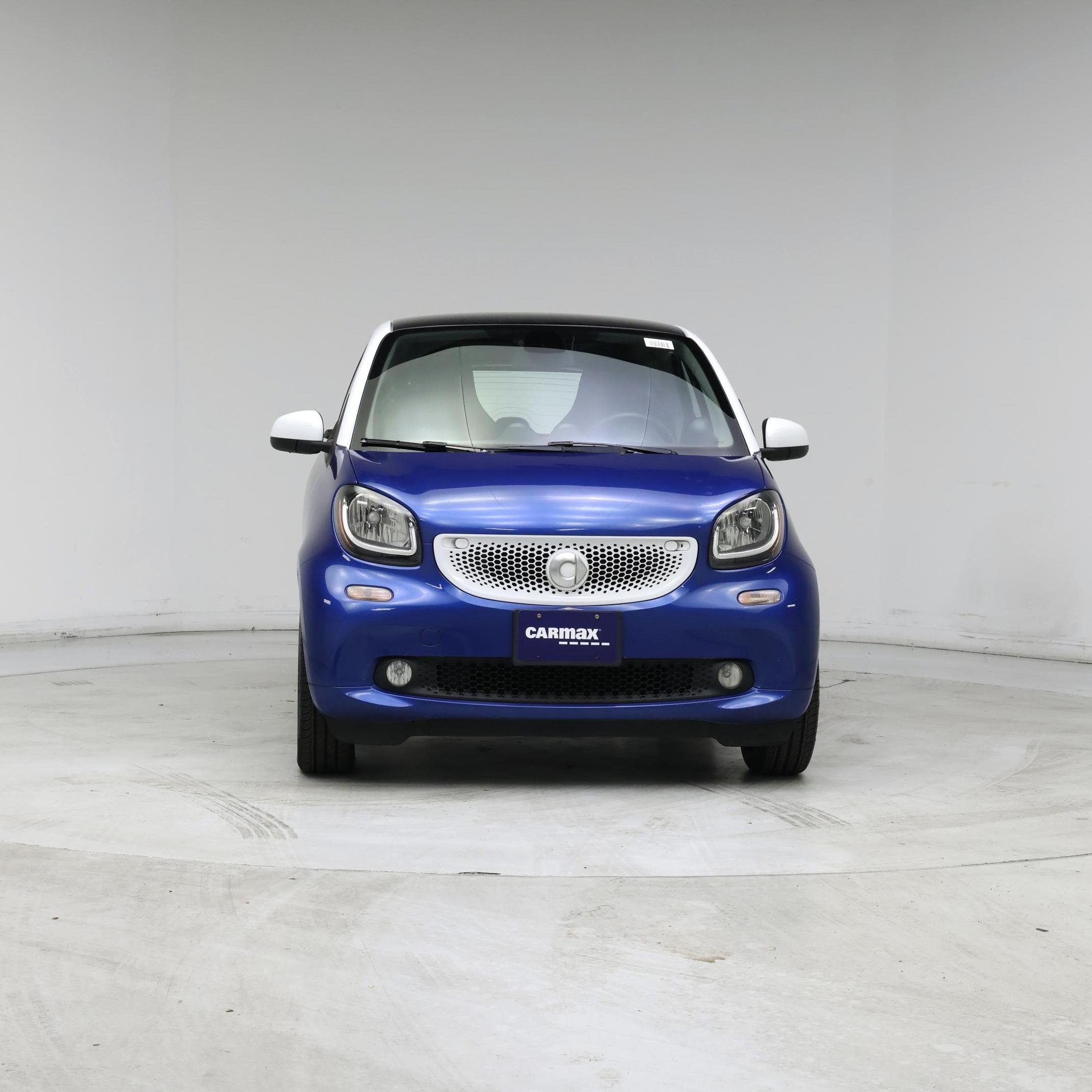 Thumbnail: 2016 smart fortwo - 5