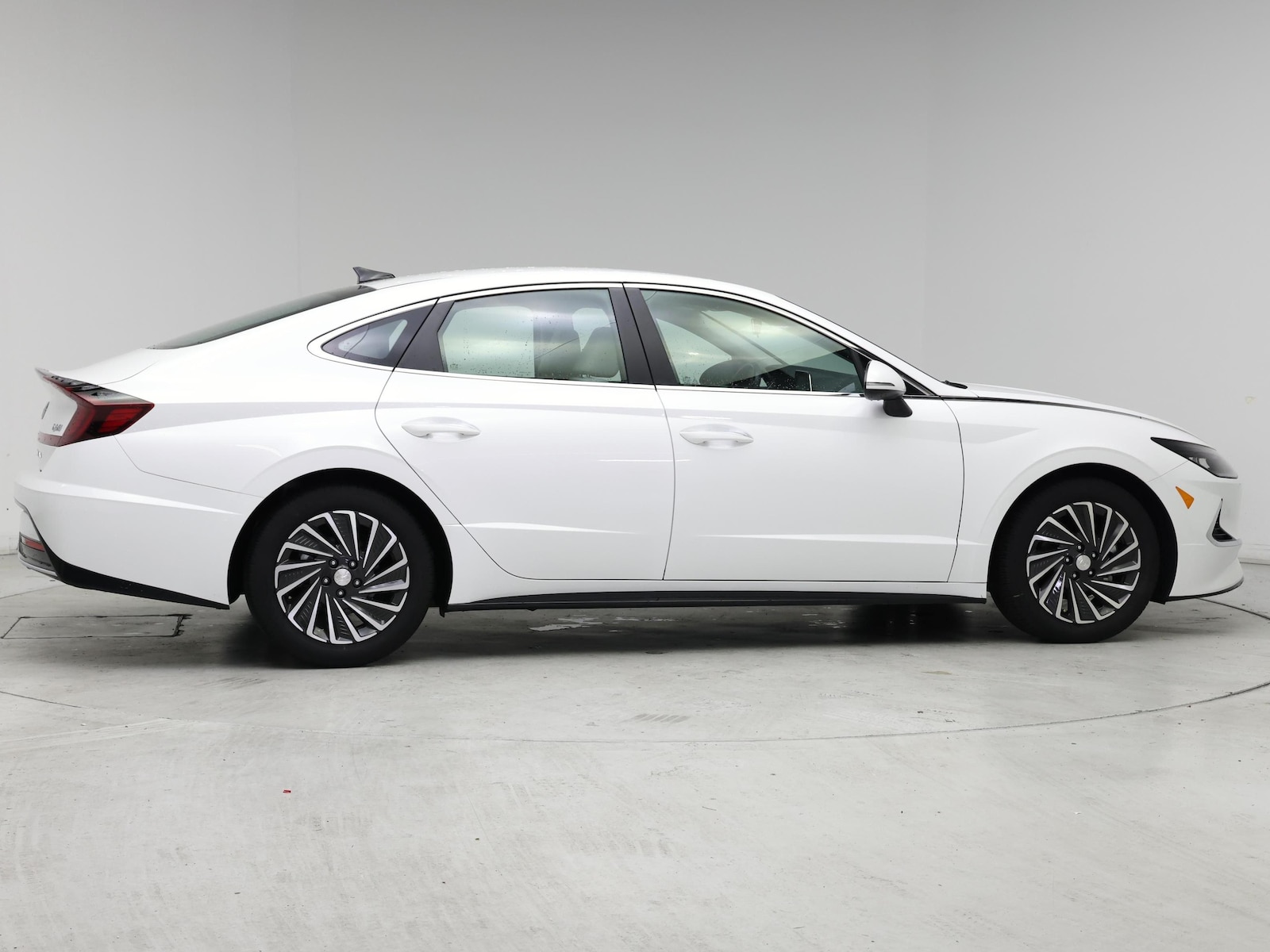 2022 Hyundai Sonata Hybrid SEL - Photo 8