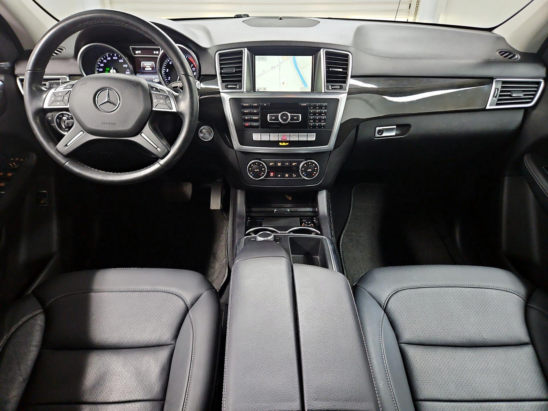 Thumbnail: 2015 Mercedes-Benz M-Class - 9