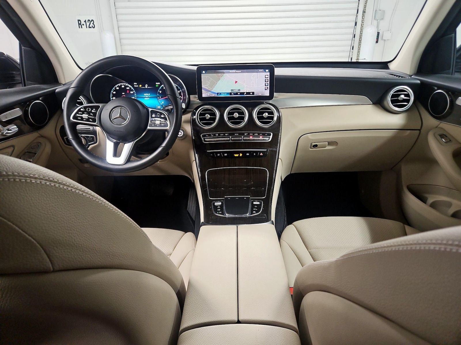 2020 Mercedes-Benz GLC GLC300 - Photo 10