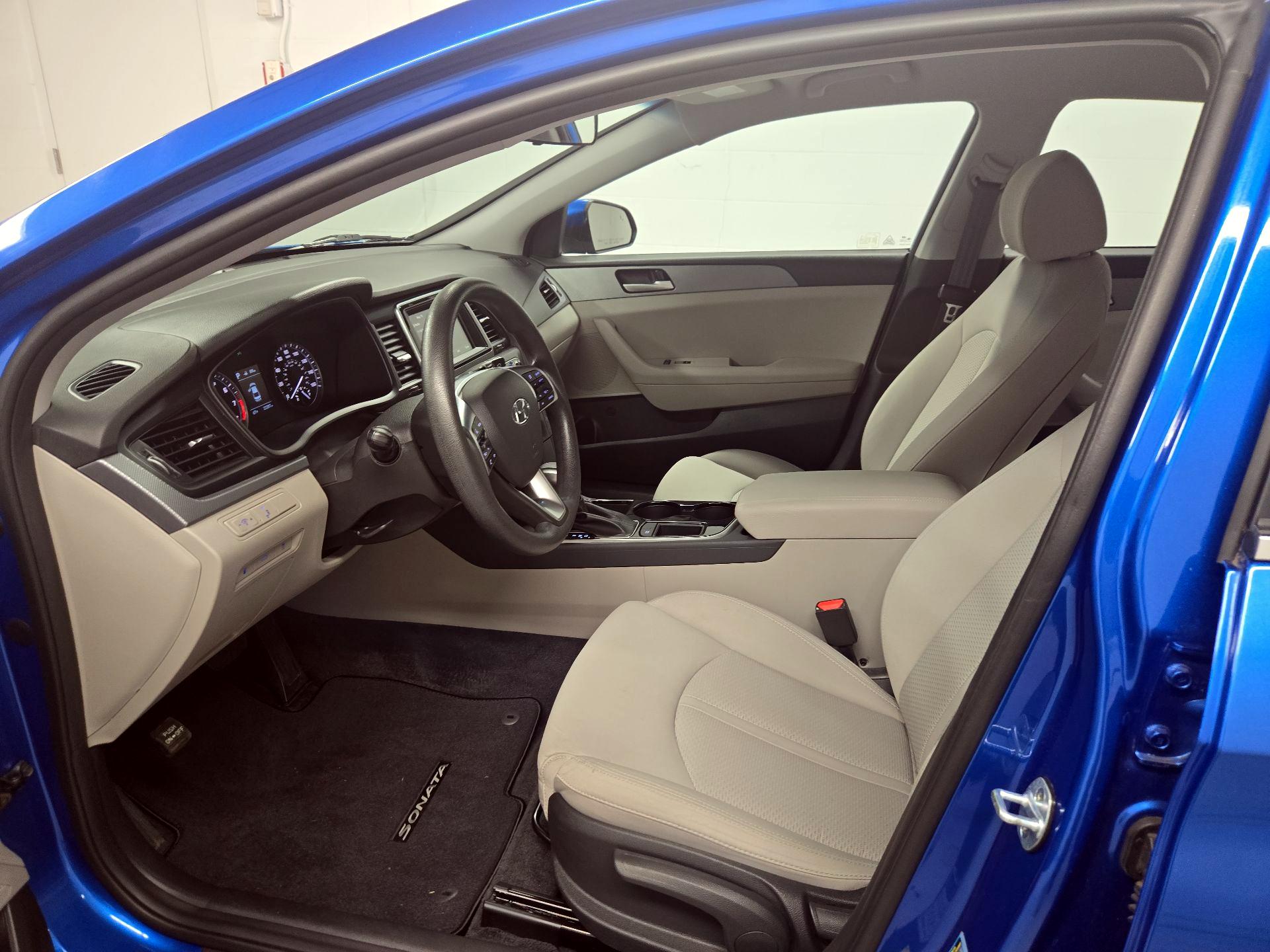 Thumbnail: 2018 Hyundai Sonata - 11
