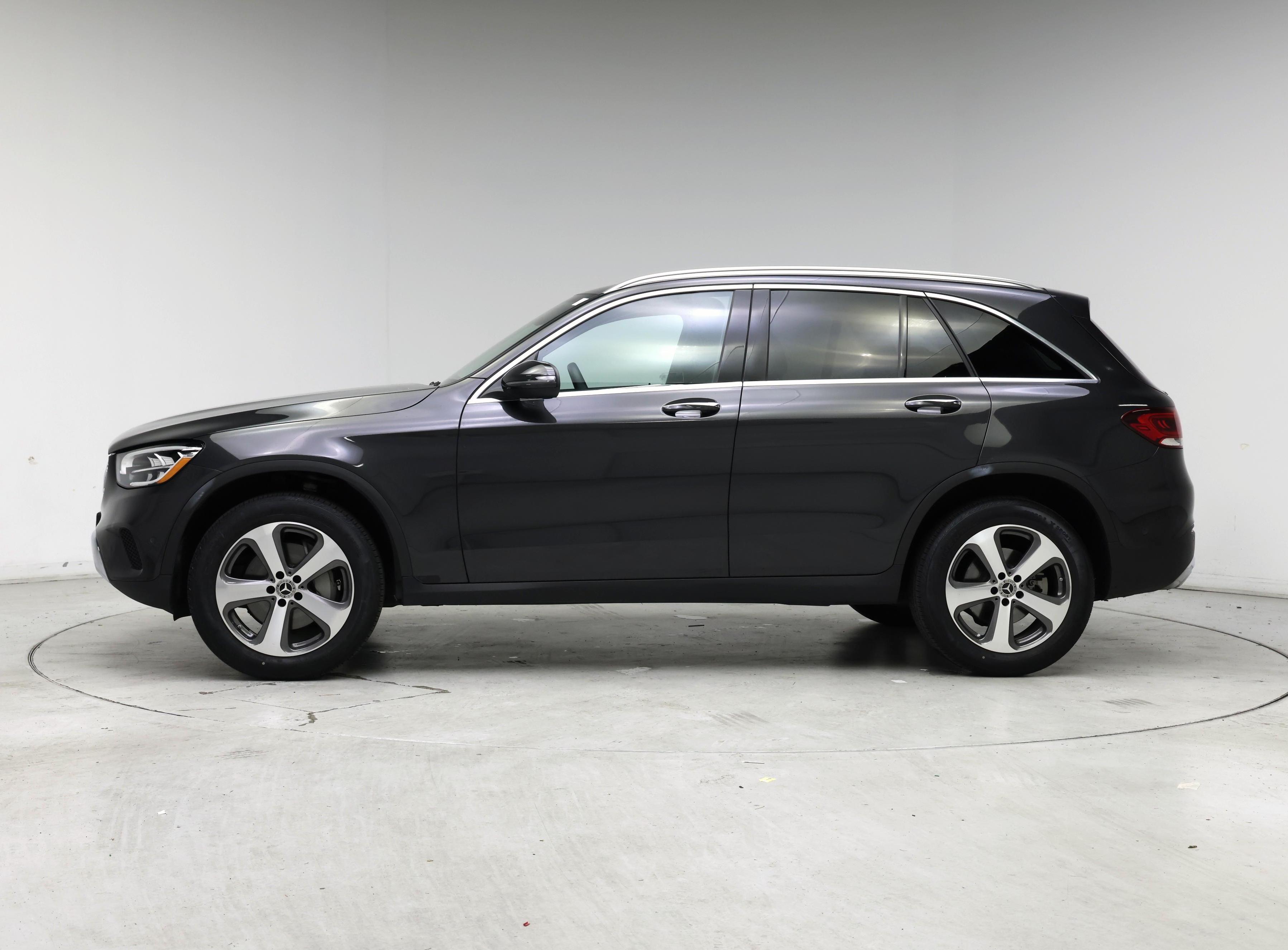 Thumbnail: 2022 Mercedes-Benz GLC - 3
