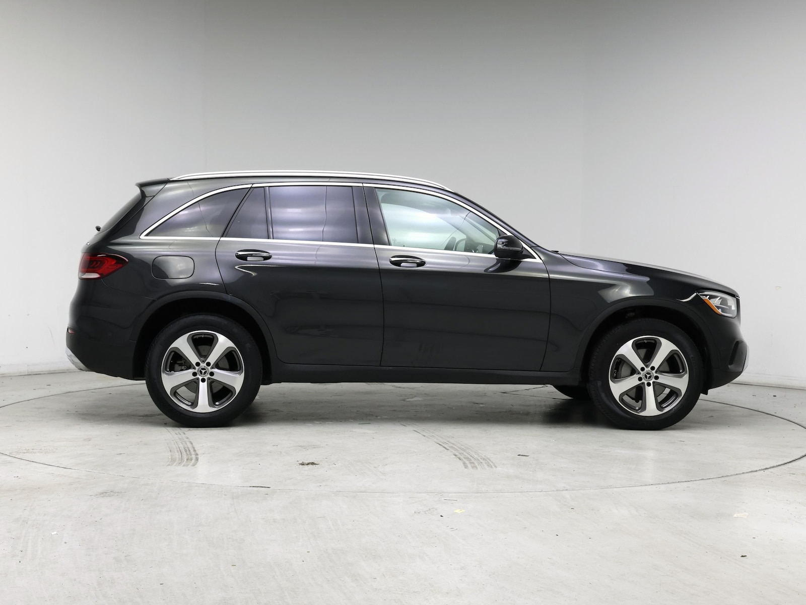 2022 Mercedes-Benz GLC GLC300 - Photo 8