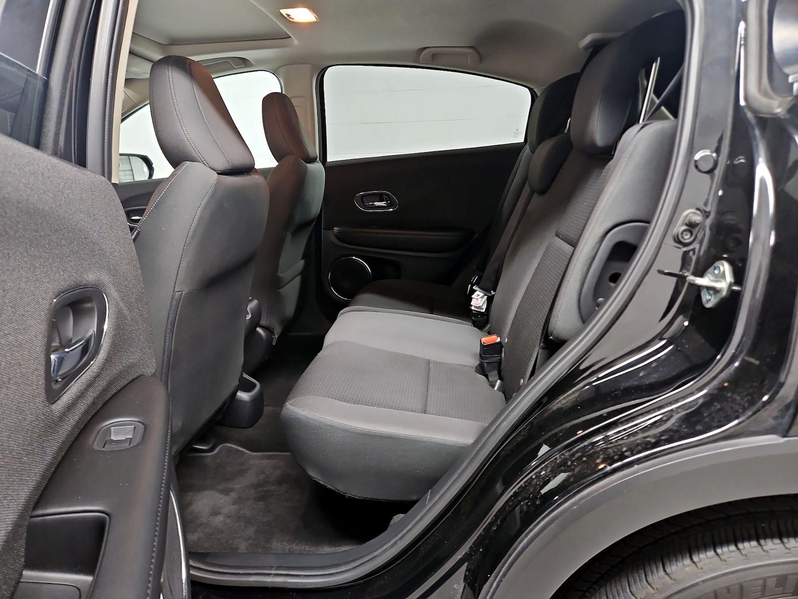 2021 Honda HR-V EX - Photo 21