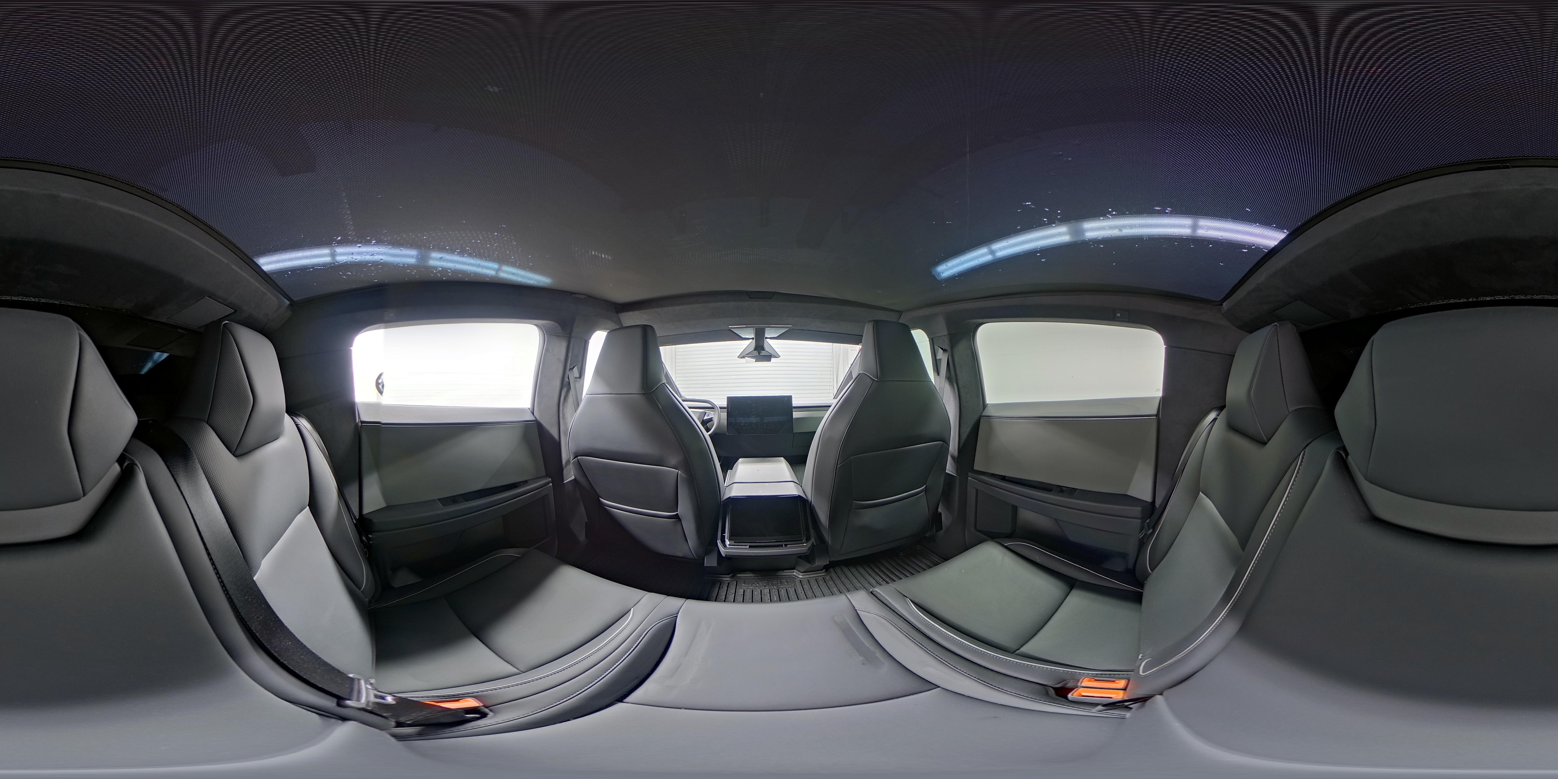 2024 Tesla Cybertruck Base - Photo 26