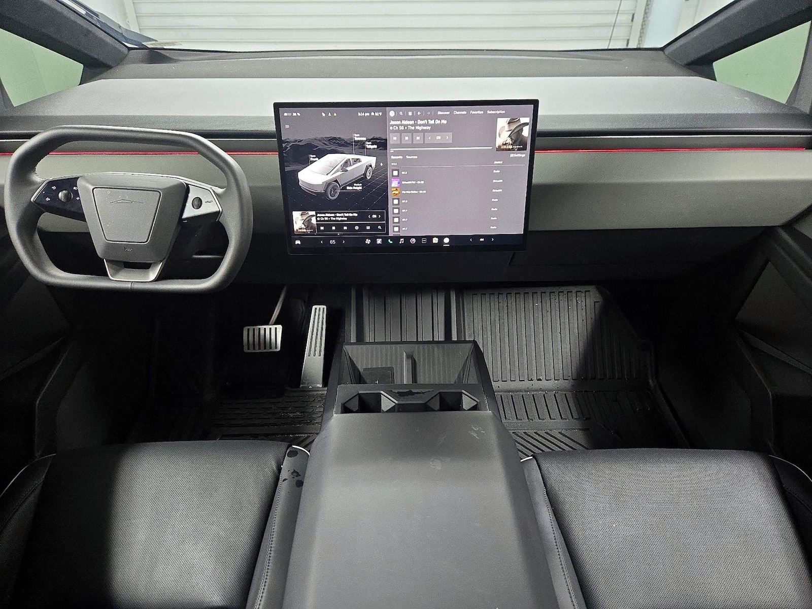 2024 Tesla Cybertruck Base - Photo 10