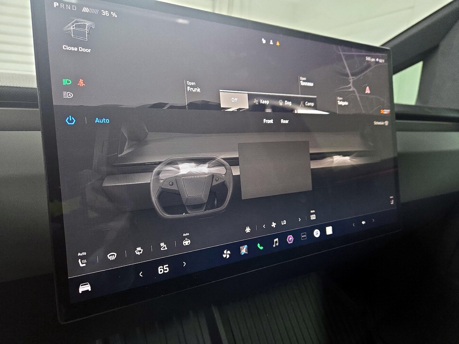 2024 Tesla Cybertruck Base - Photo 17