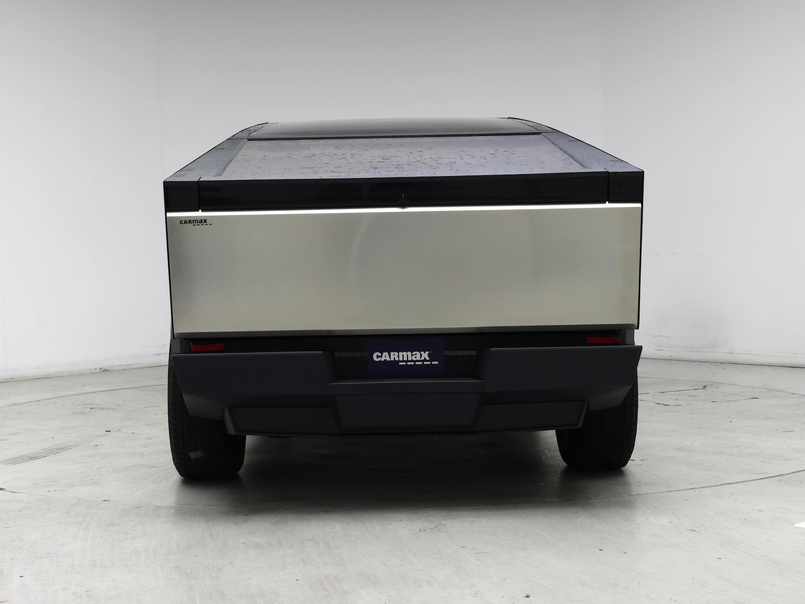 2024 Tesla Cybertruck Base - Photo 7