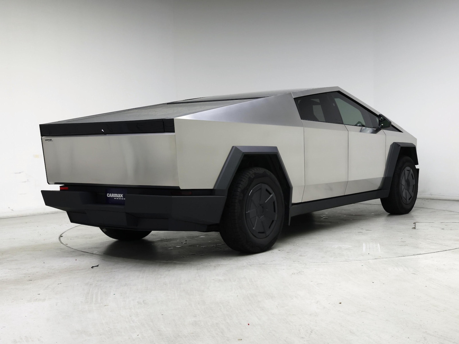 2024 Tesla Cybertruck Base - Photo 9
