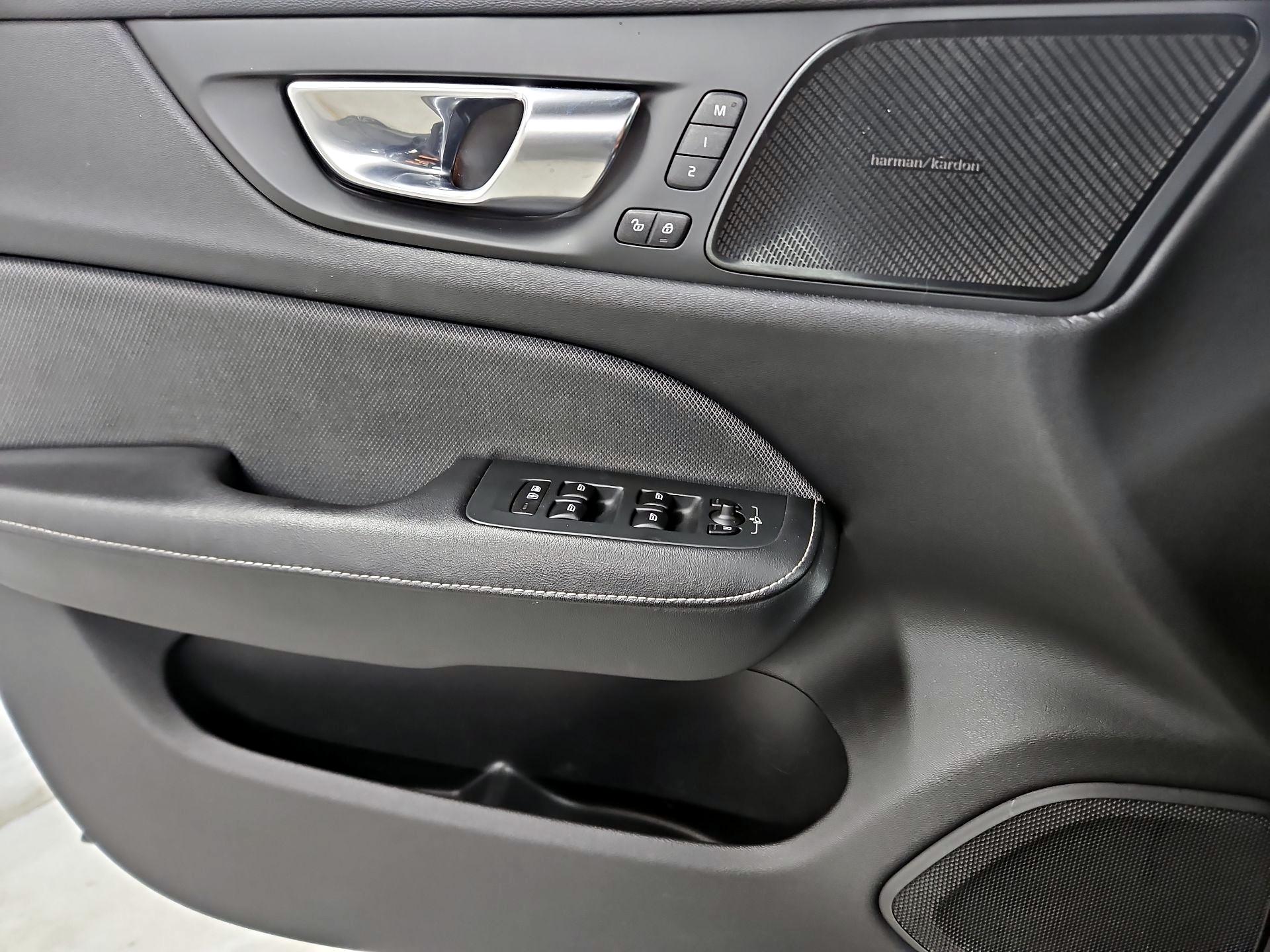 Thumbnail: 2021 Volvo S60 - 12