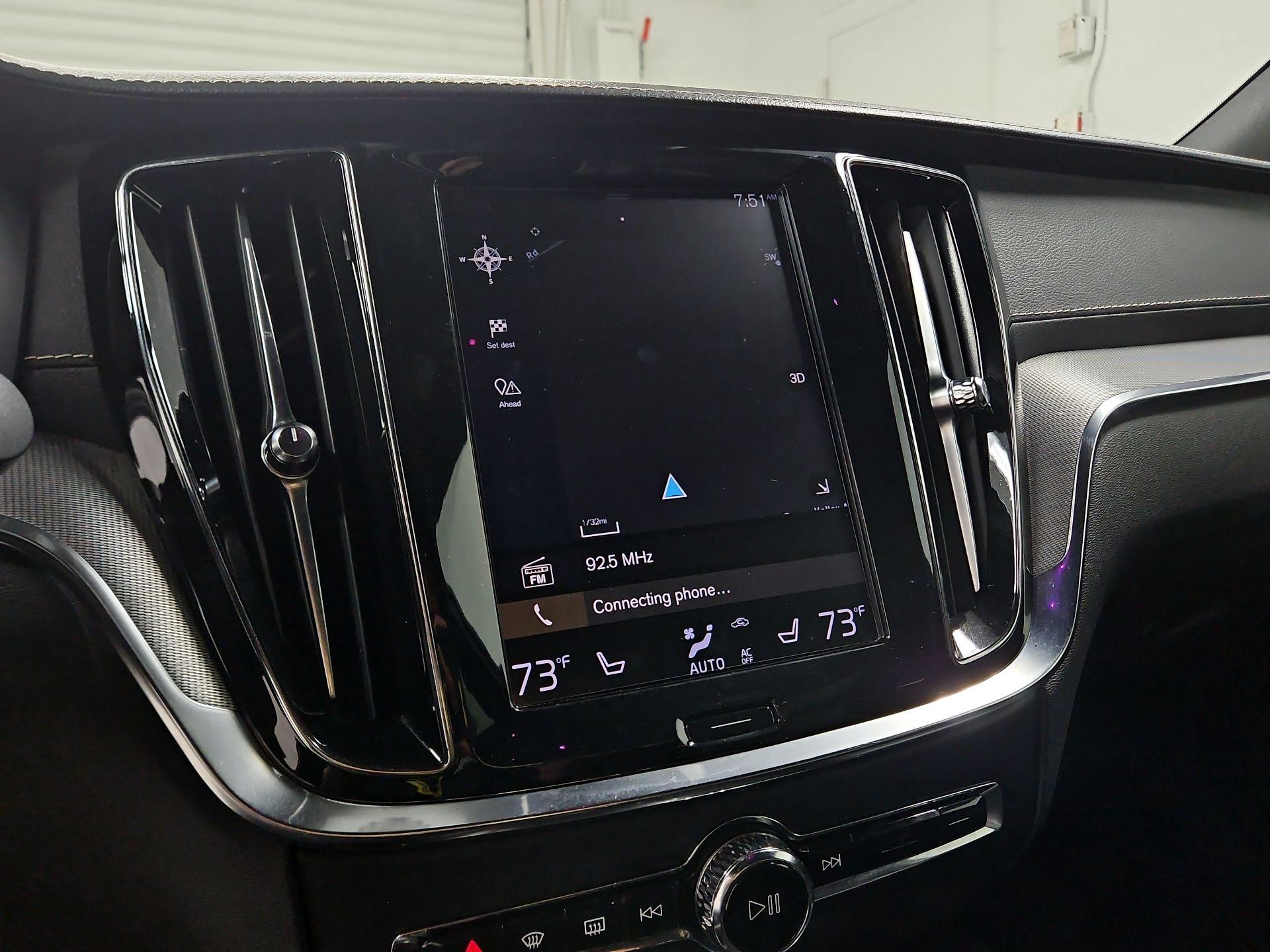 Thumbnail: 2021 Volvo S60 - 14