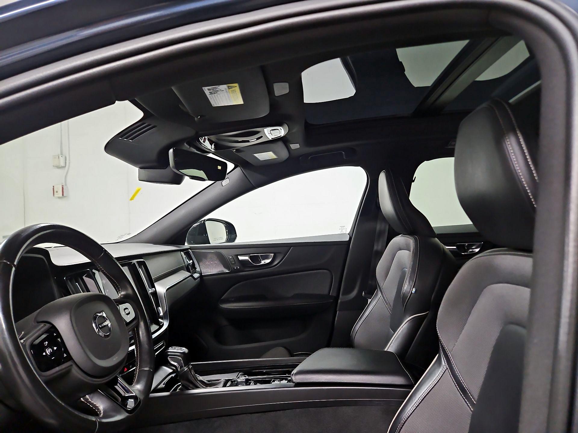 Thumbnail: 2021 Volvo S60 - 20
