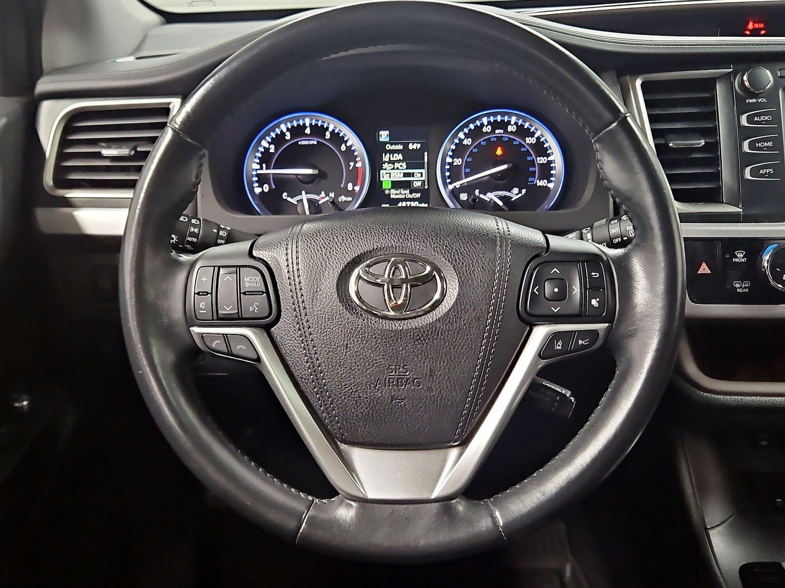 2017 Toyota Highlander XLE - Photo 11