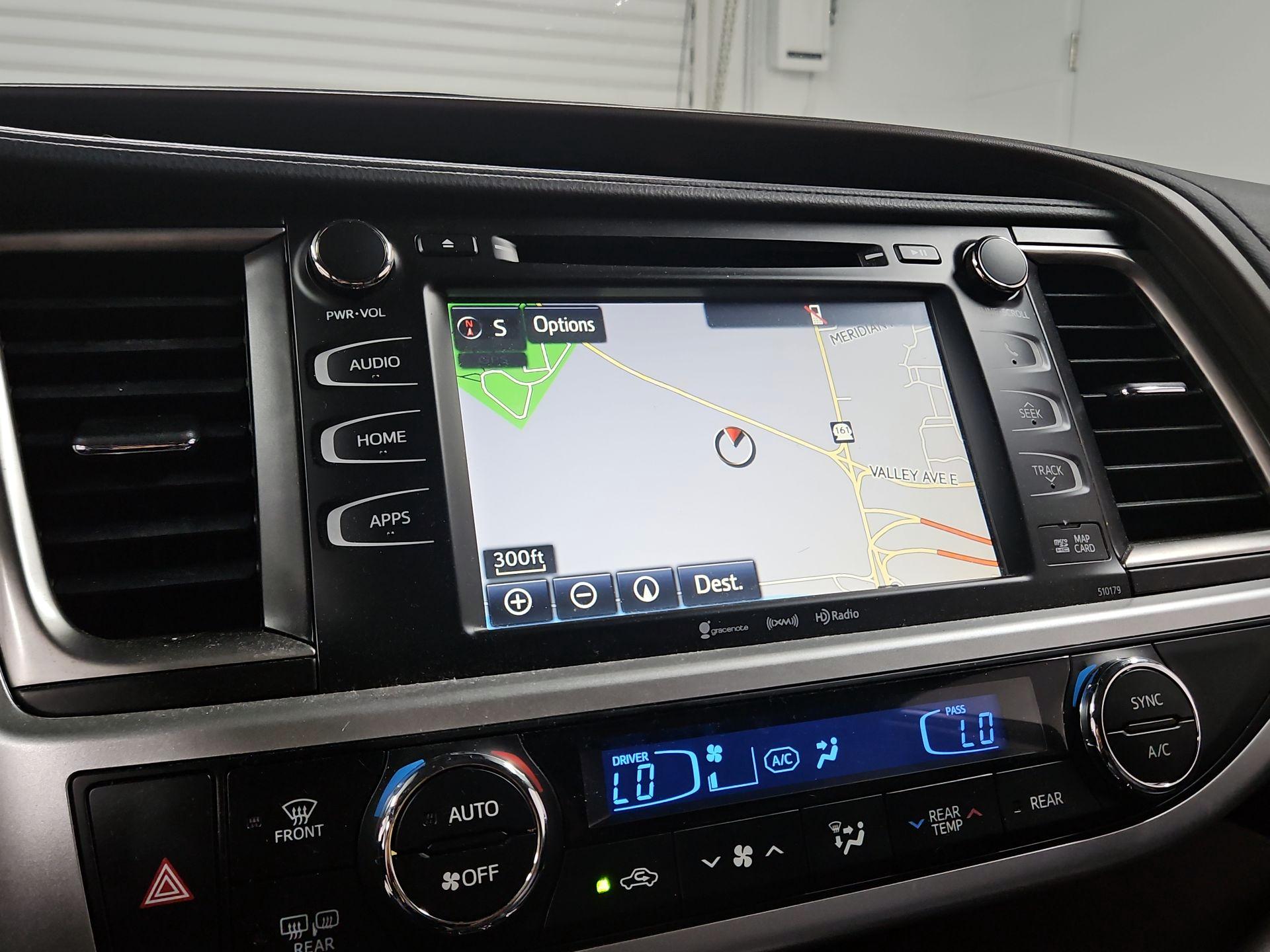 Thumbnail: 2017 Toyota Highlander - 14