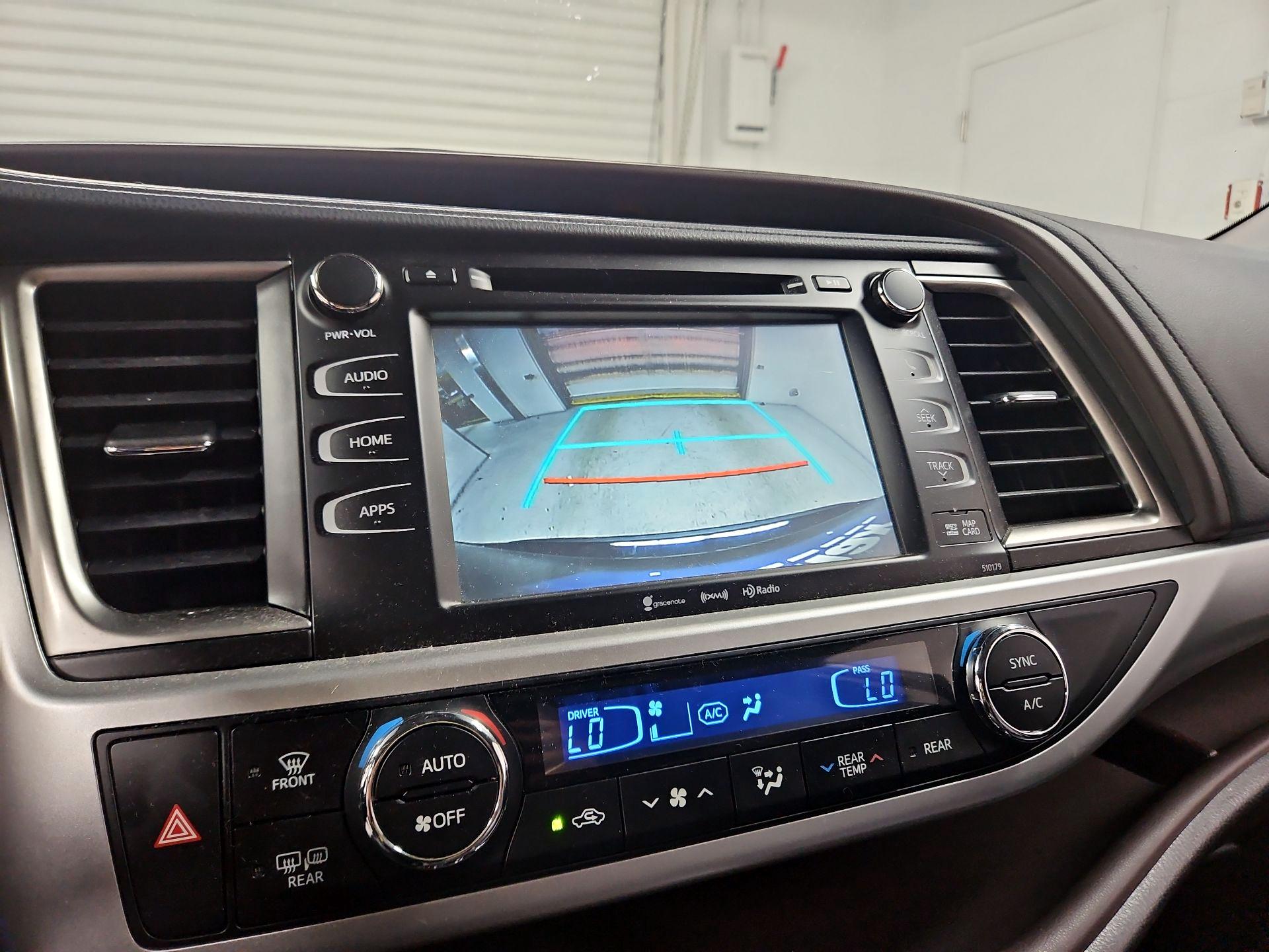 Thumbnail: 2017 Toyota Highlander - 15