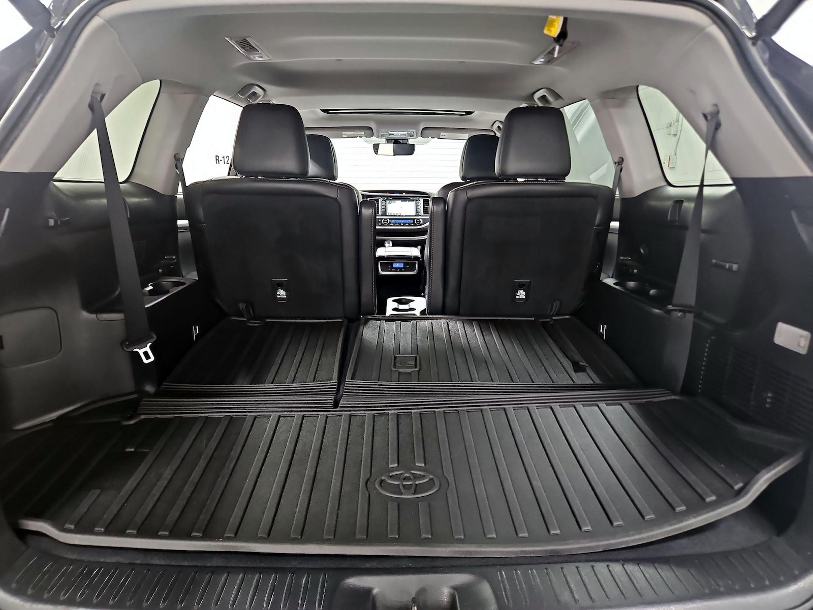 2017 Toyota Highlander XLE - Photo 25