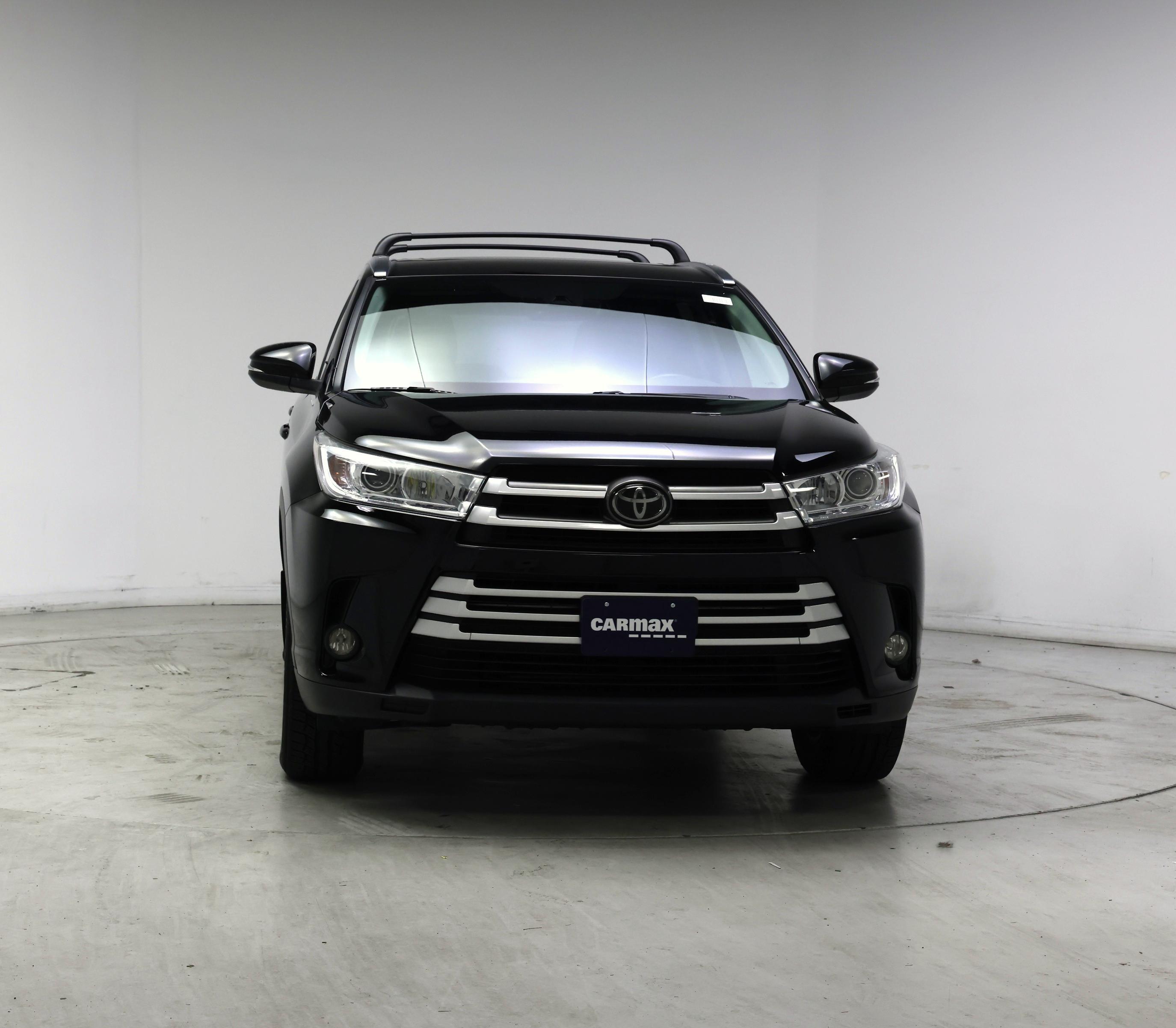 Thumbnail: 2017 Toyota Highlander - 5