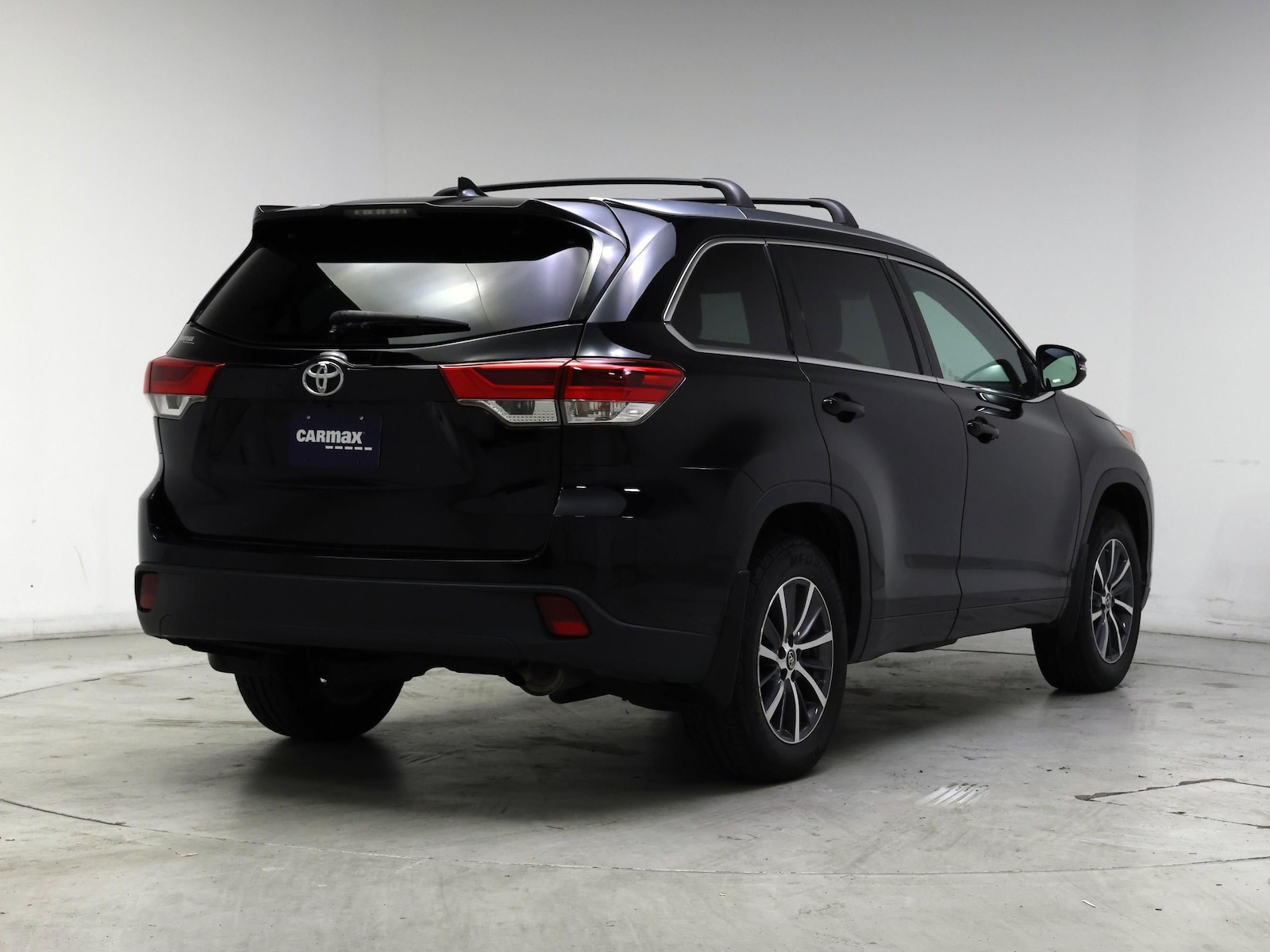 2017 Toyota Highlander XLE - Photo 9